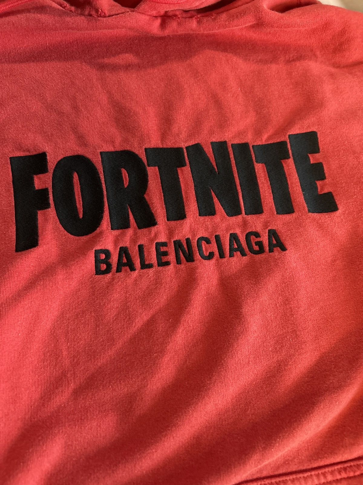 Balenciaga 2021 Fortnite X Balenciaga Red Hoodie Size Large 157/200 Size US L / EU 52-54 / 3 - 5 Thumbnail