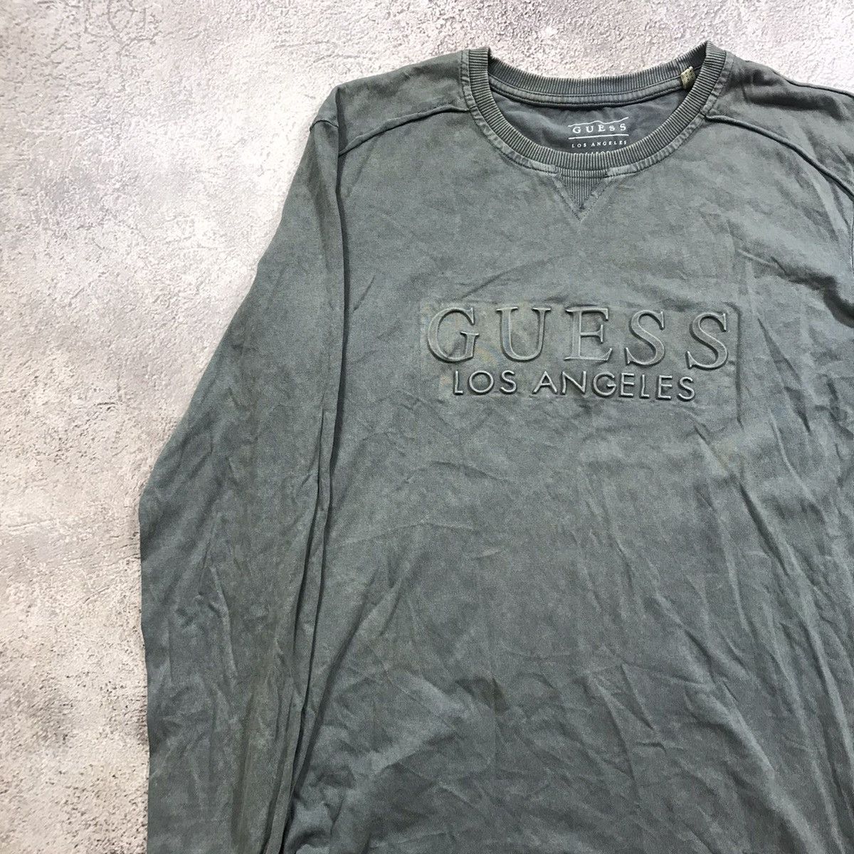 Vintage Vintage 90s Guess Sun Faded Graphic Tee Streetwear Baggy L Size US L / EU 52-54 / 3 - 2 Thumbnail
