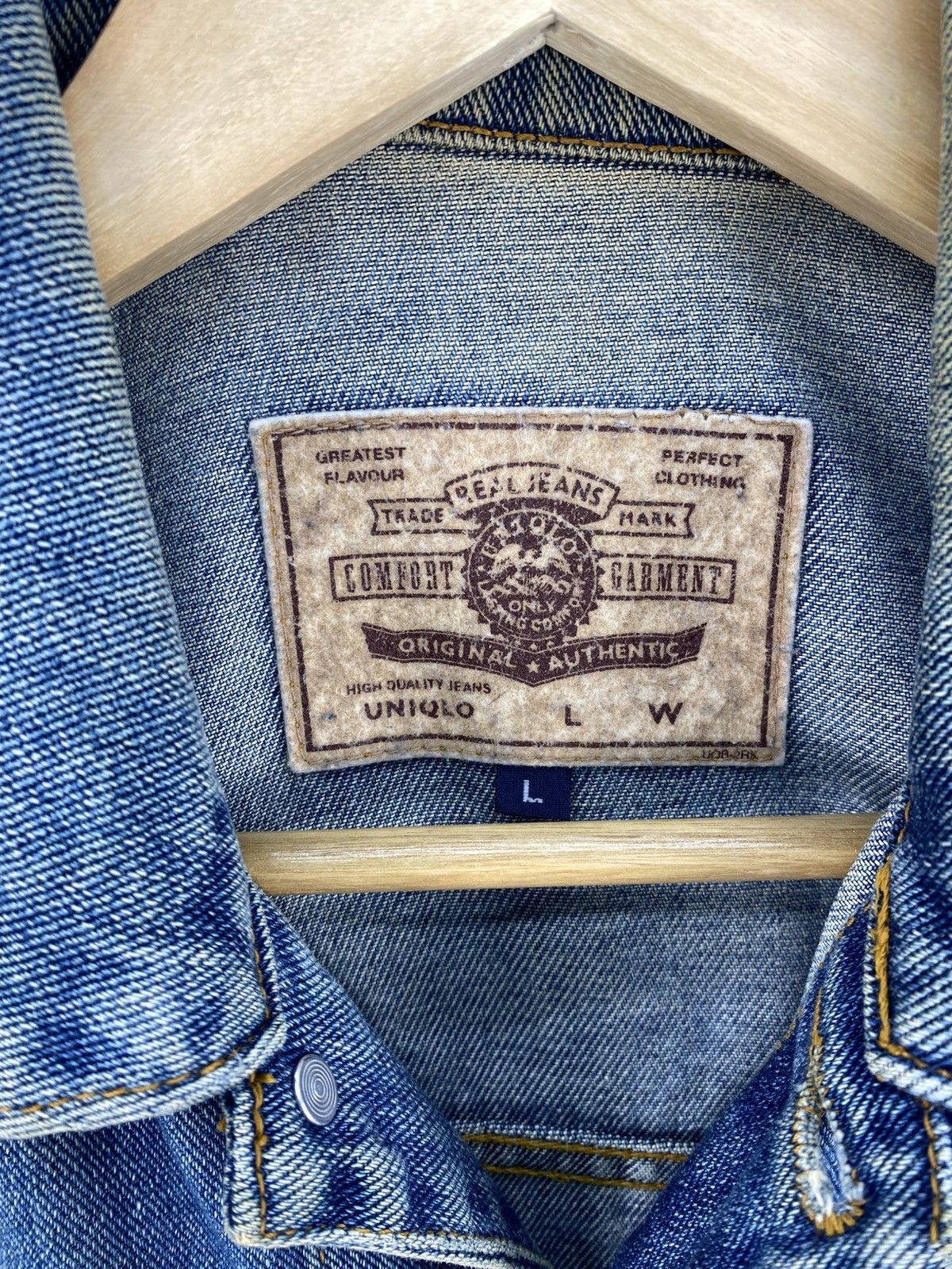 Uniqlo Vintage Uniqlo Trash Denim Trucker Jacket Size US L / EU 52-54 / 3 - 14 Thumbnail