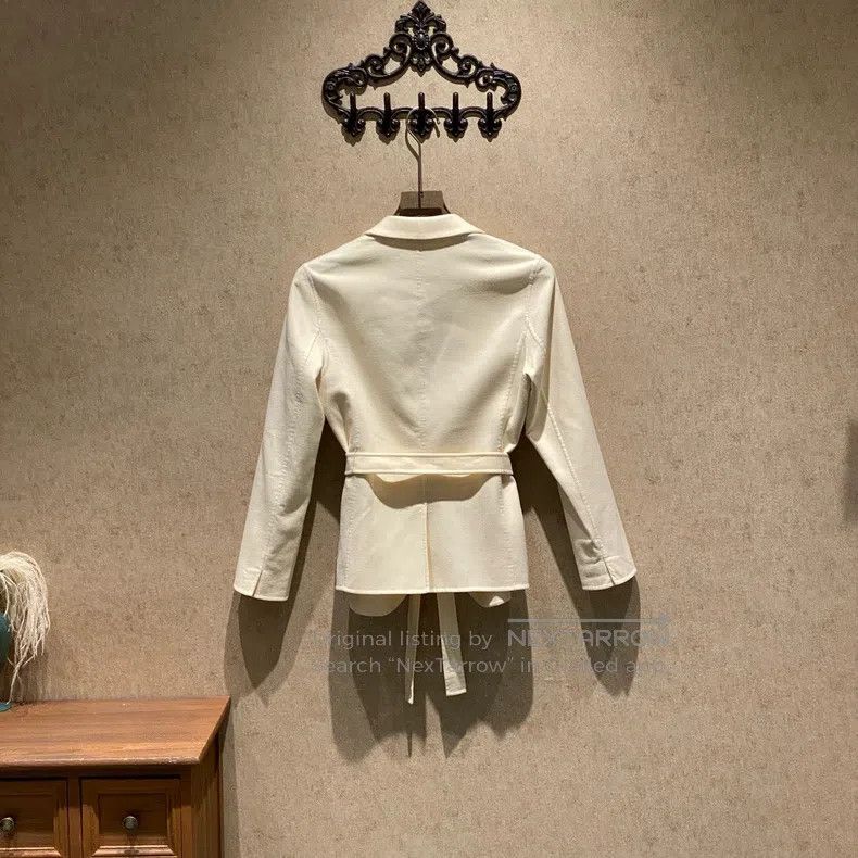 Loro Piana Loro Piana GOK King's Gift Ivory Belted Tweed Jacket Size M / US 6-8 / IT 42-44 - 2 Thumbnail