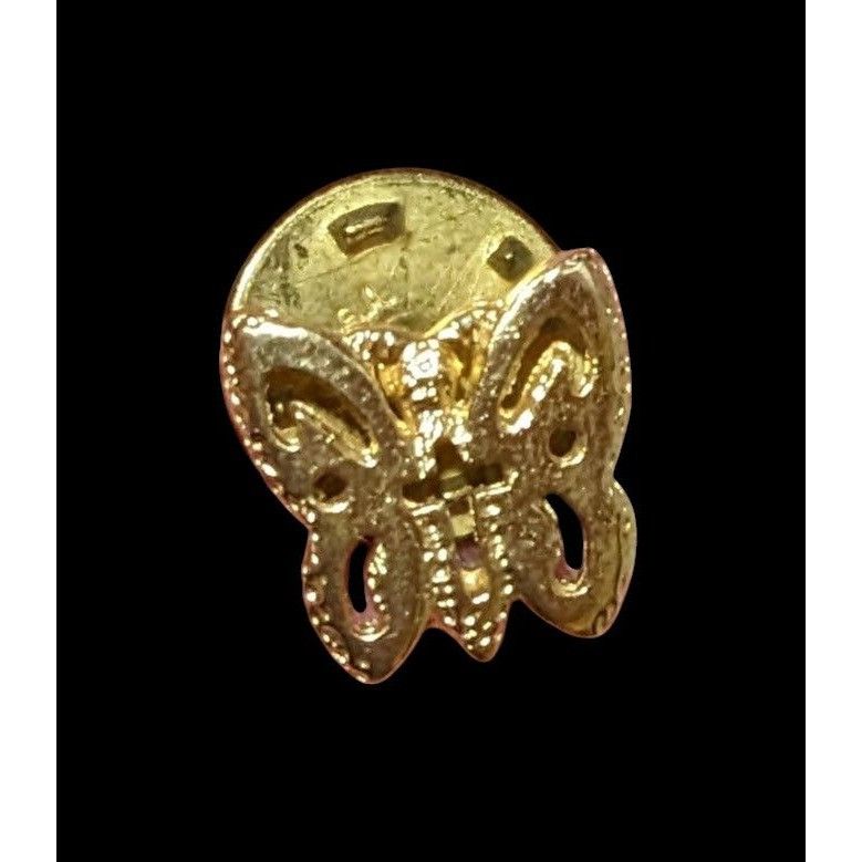 Other Vintage Religious Butterfly Cross Gold Tone Lapel Pin Size ONE SIZE - 1 Thumbnail