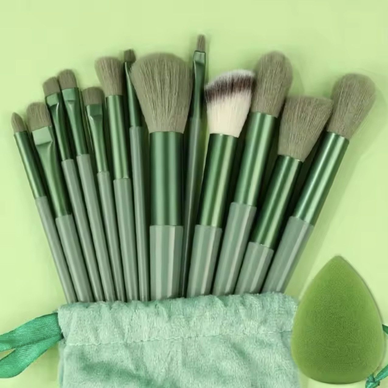 Designer BeeChip Makeup Brushes Set 13Pc Foundation Concealer Size ONE SIZE - 13 Thumbnail