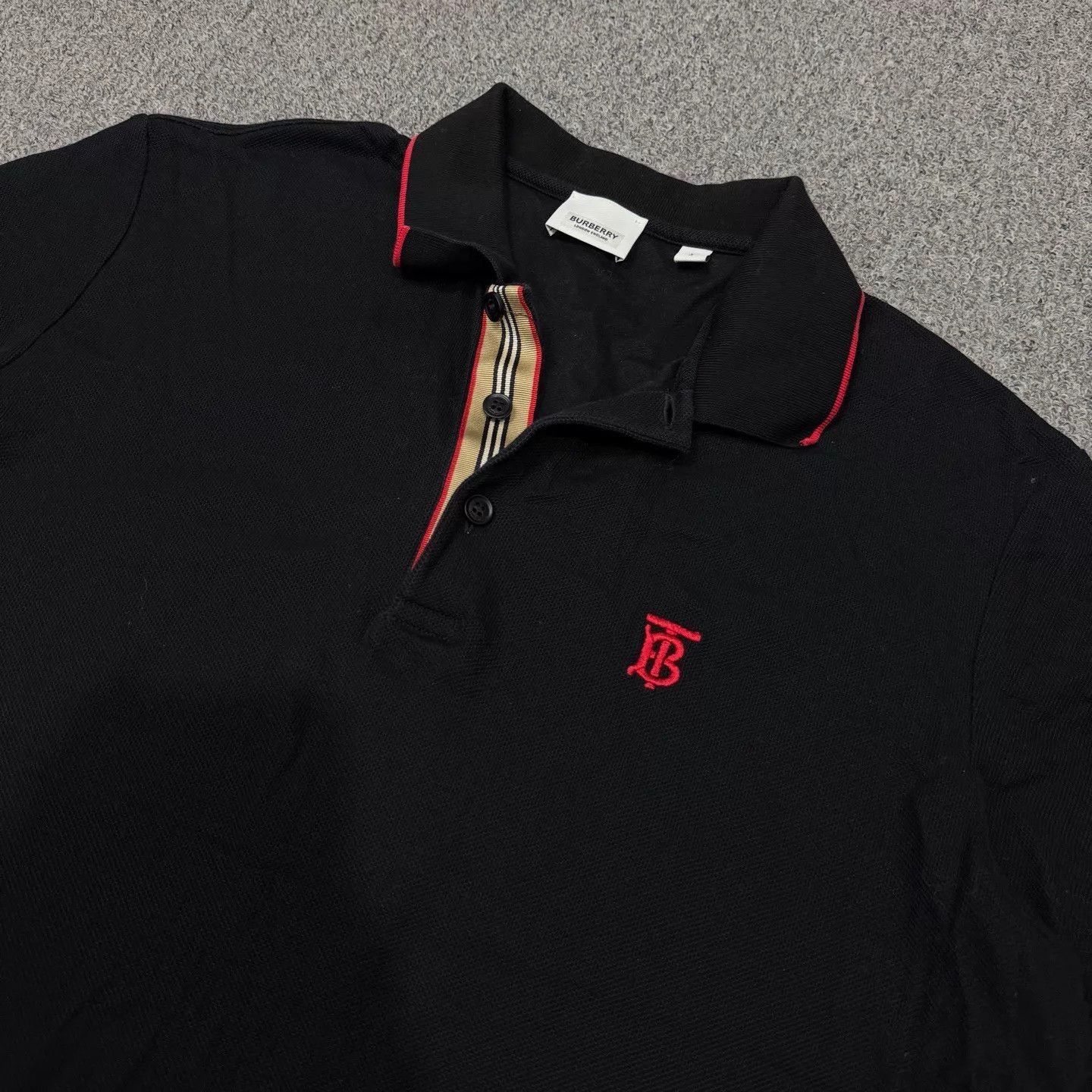 Burberry Black Short Sleeve Polo with Red Accents Size US L / EU 52-54 / 3 - 3 Thumbnail