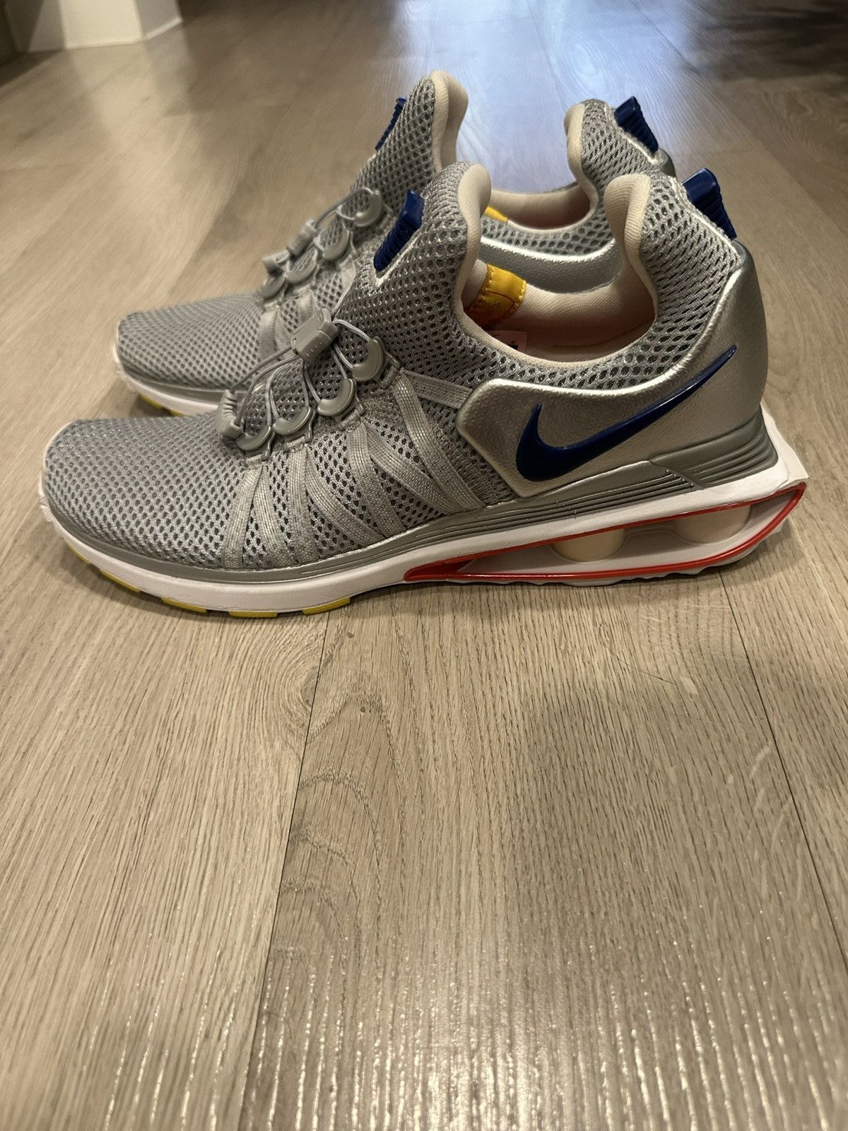 Nike Nike Shox Gravity Metallic Silver Size US 9.5 / EU 42-43 - 2 Thumbnail