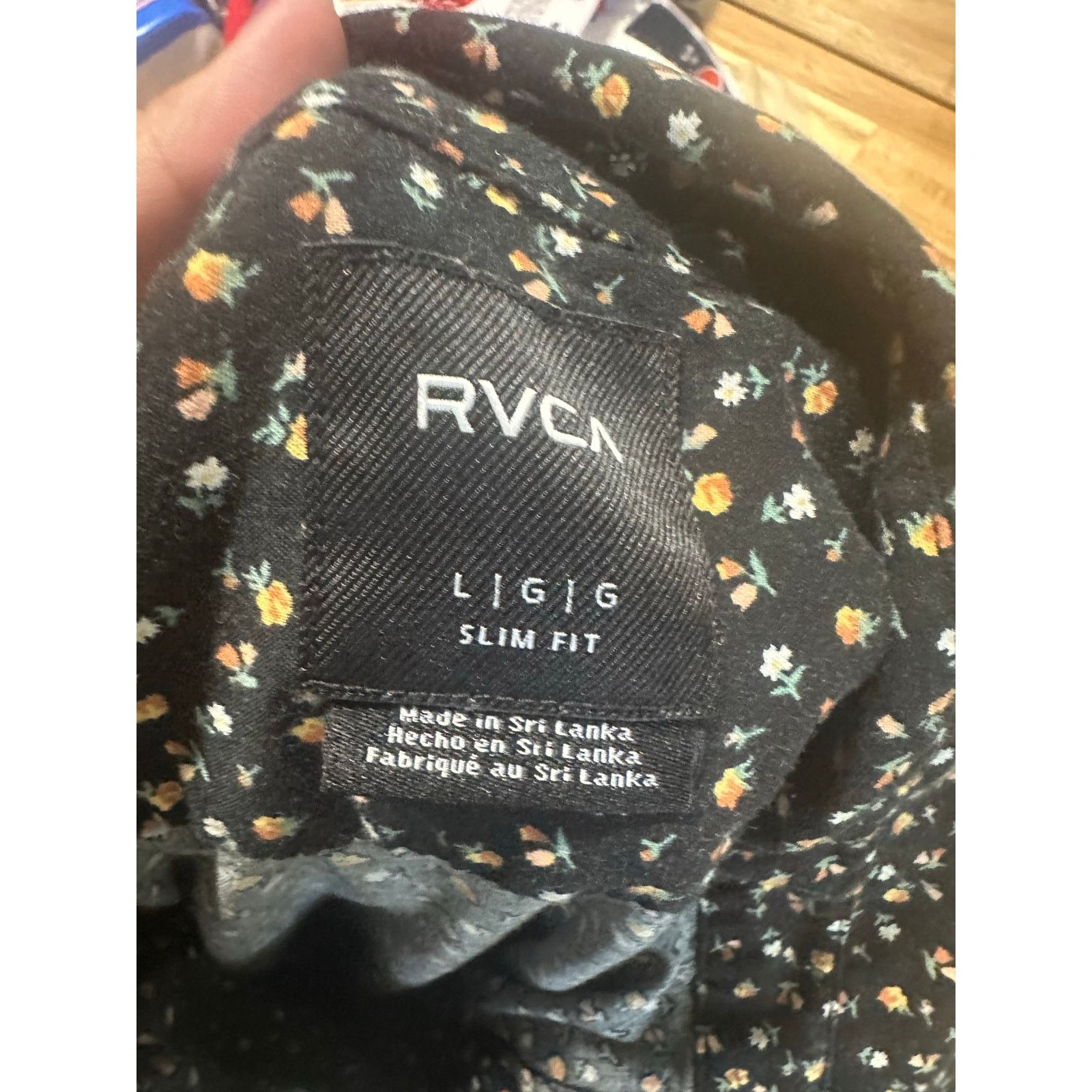 RVCA RVCA Black Floral Short Sleeve Button Up Shirt Size US L / EU 52-54 / 3 - 7 Thumbnail
