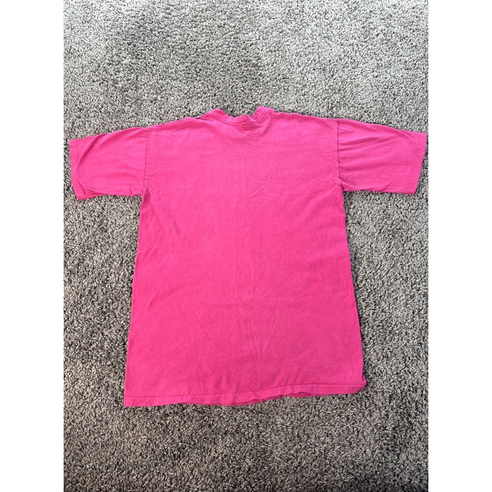 Vintage VINTAGE Gold’s Gym Shirt Mens Large Pink Cancun Made in USA T-Shirt USA Men L Pink Size US L / EU 52-54 / 3 - 6 Thumbnail
