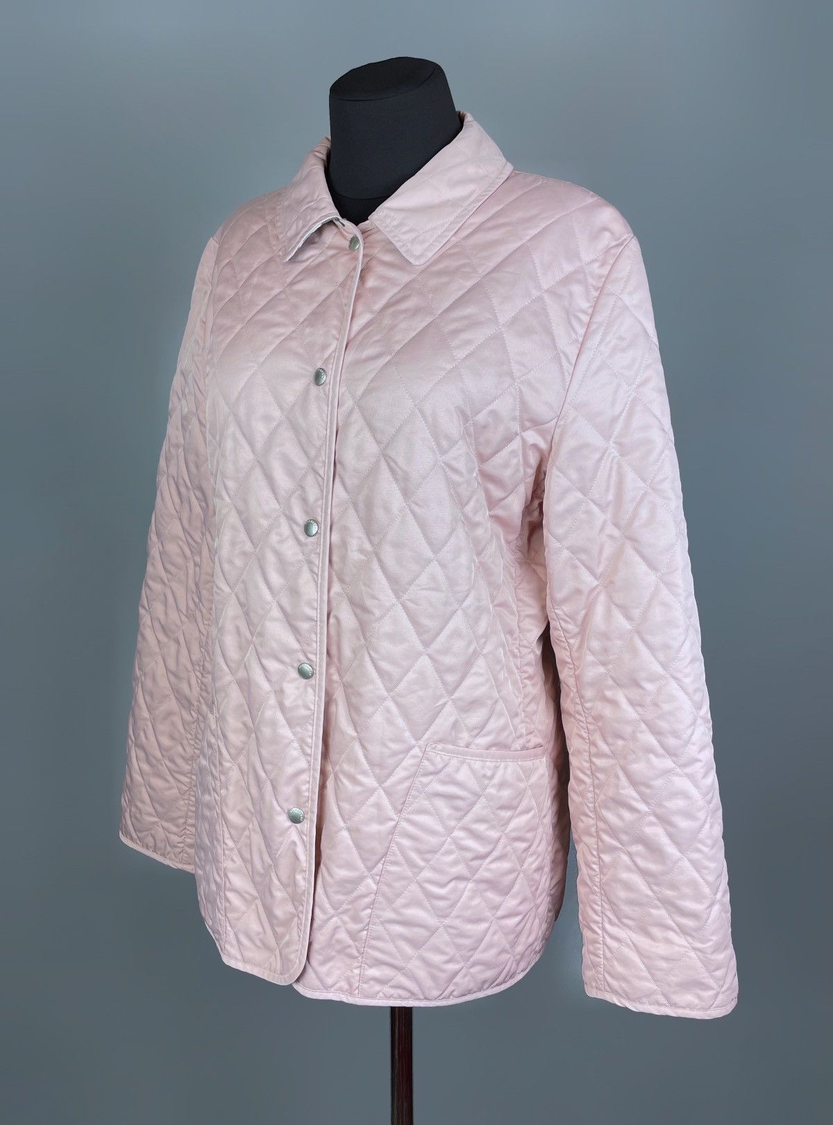 Burberry Burberry London Vintage Quilted Jacket Nova Check Lining M Size M / US 6-8 / IT 42-44 - 7 Thumbnail