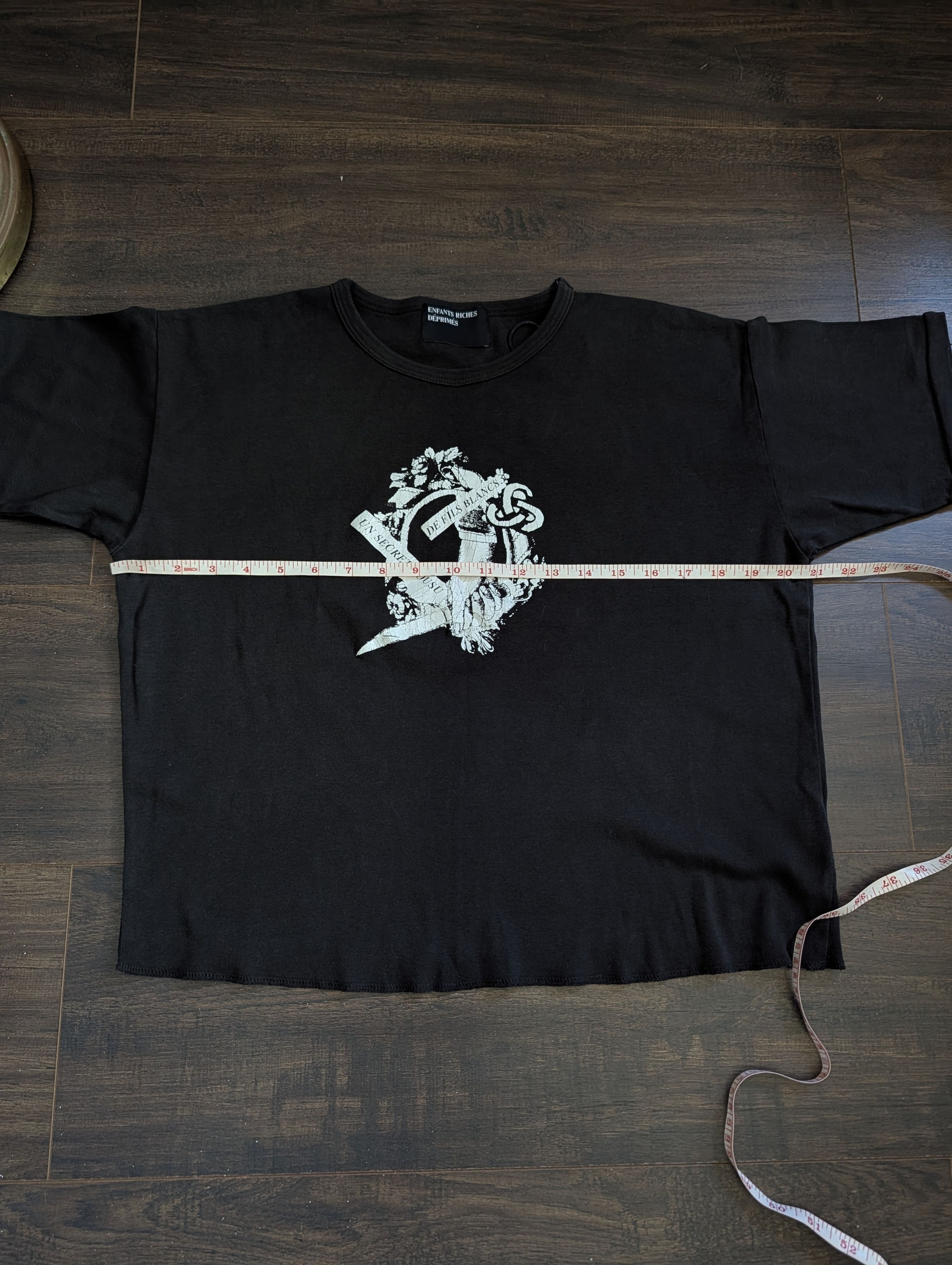 Enfants Riches Deprimes UN SECRET cropped black t-shirt new season distressed NWT Size M / US 6-8 / IT 42-44 - 13 Thumbnail