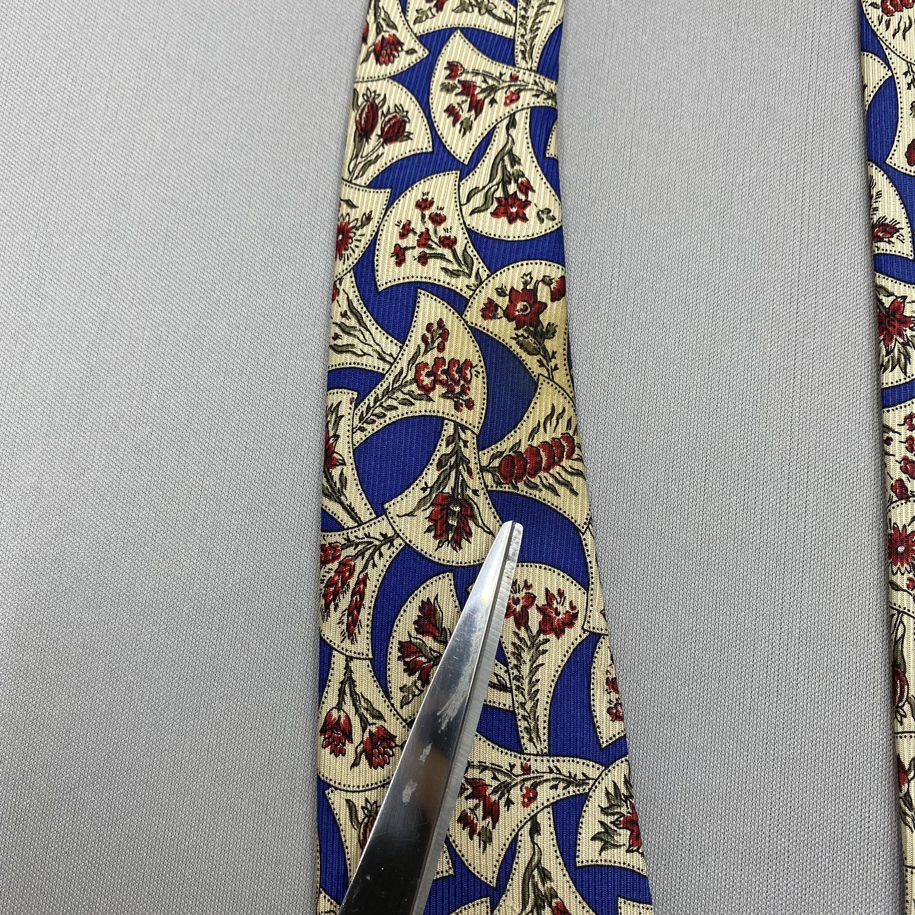 Valentino Vintage Valentino SILK Necktie Cravate Pure Silk Neck Tie Size ONE SIZE - 8 Thumbnail