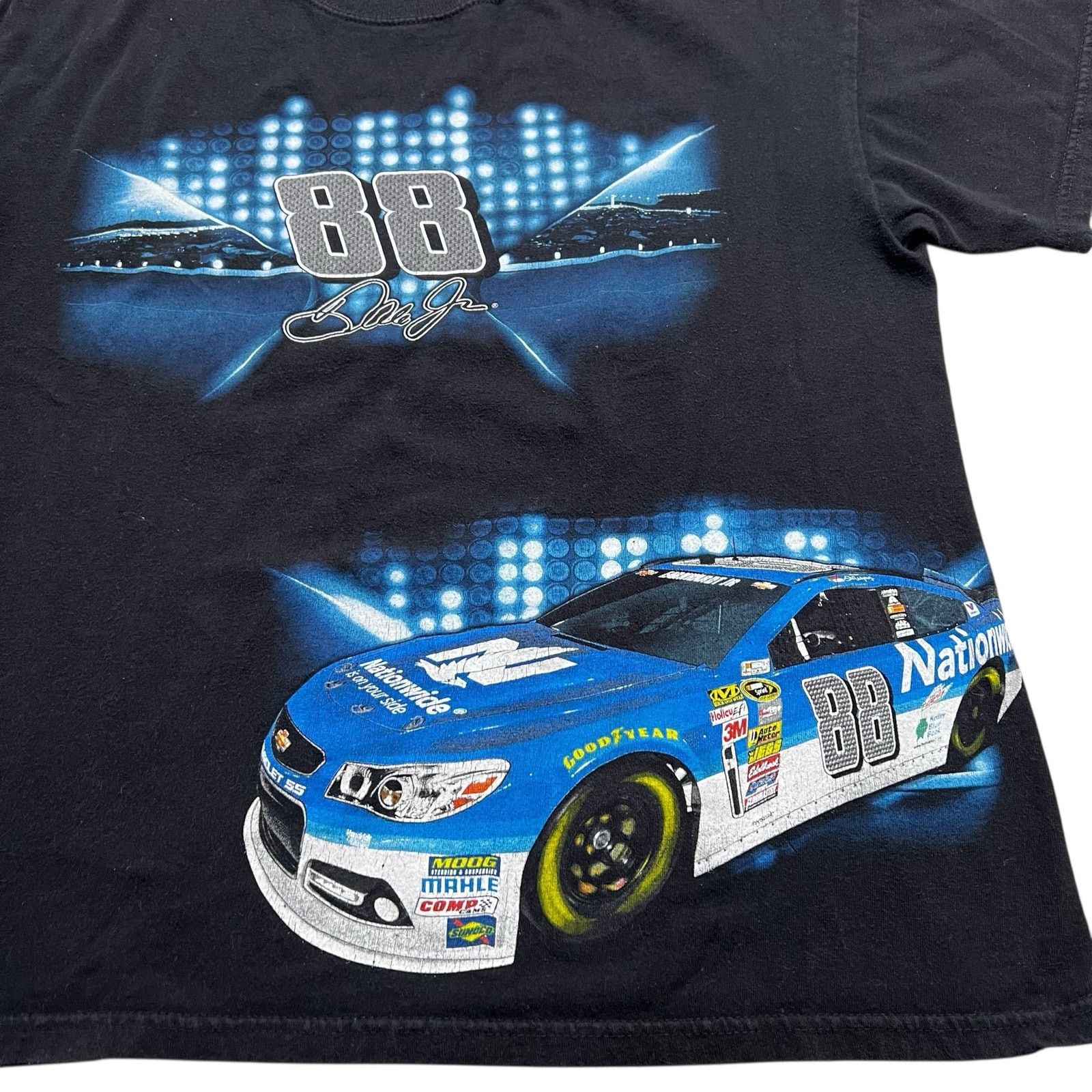 Chase Authentics Dale Earnhardt Jr. 88 NASCAR Chase Authentics Graphic size M Size US M / EU 48-50 / 2 - 9 Thumbnail