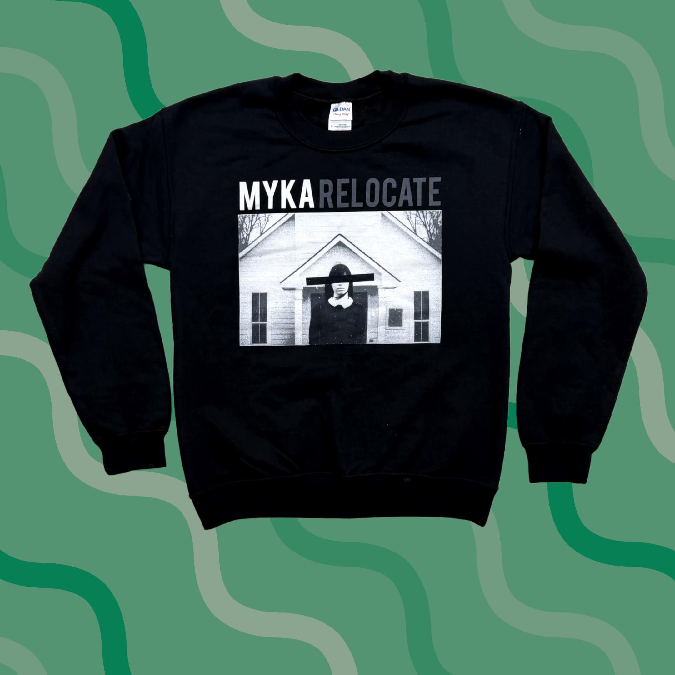 Gildan Myka Relocate Sweatshirt Mens Small Black Gildan Heavy Blend Fleece Graphic Print Band Music Rock Pullover Size US S / EU 44-46 / 1 - 1 Thumbnail