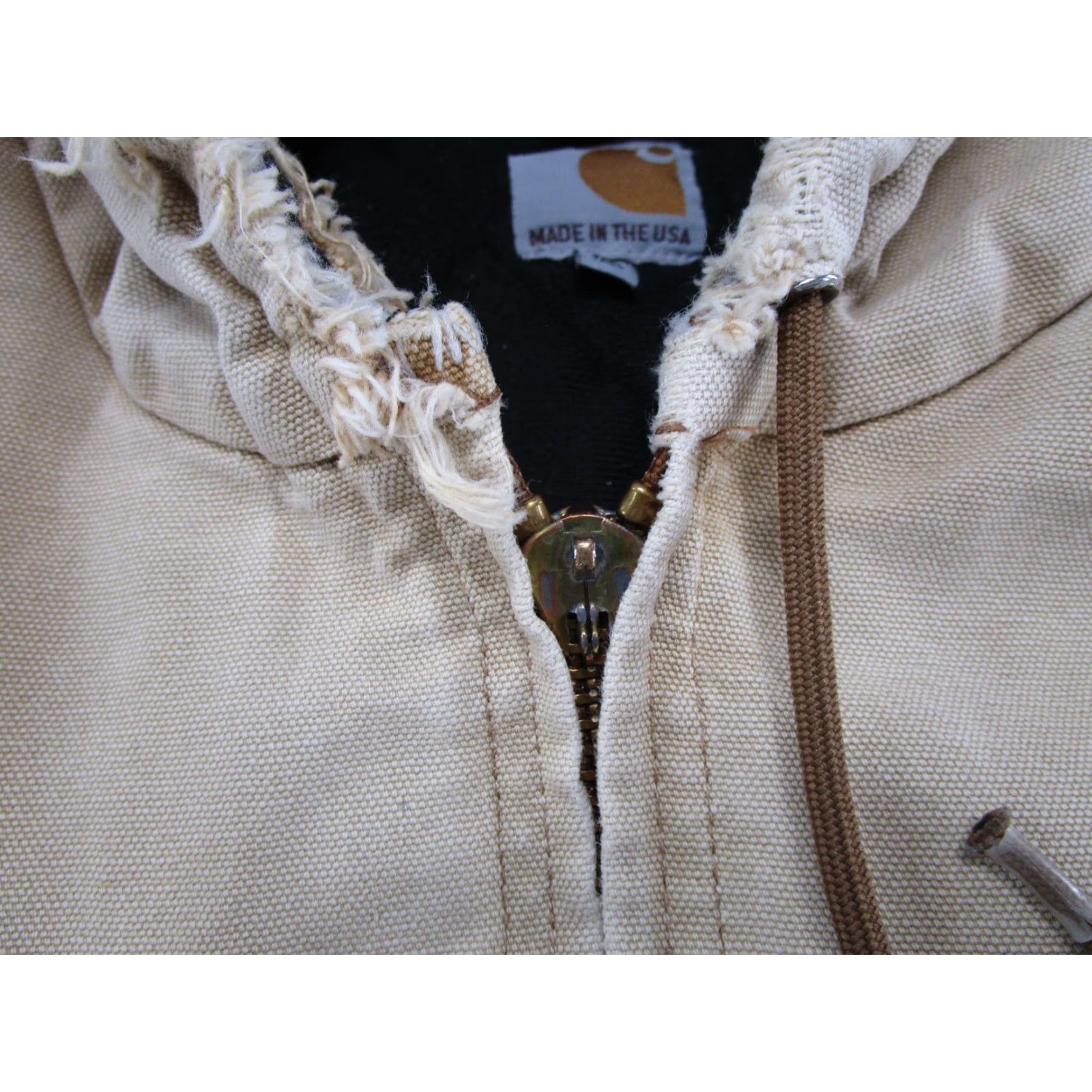 Carhartt VINTAGE Carhartt J140 Jacket XL Tall Brown Duck Quilted Lined Hooded USA Logo Bomber Workwear Mens BIG & TALL Jacket Size US XL / EU 56 / 4 - 4 Thumbnail