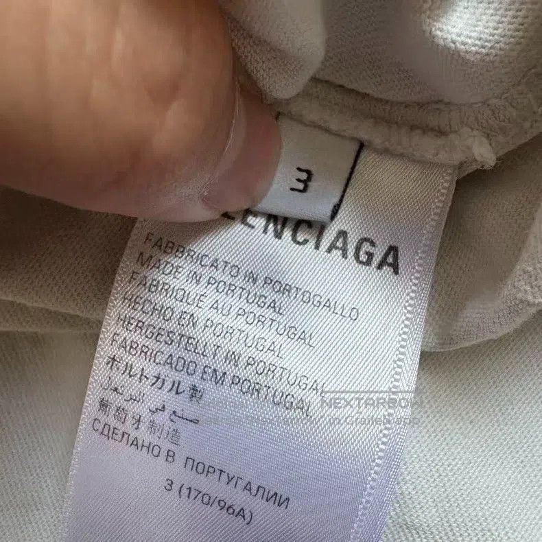 Balenciaga Balenciaga Manchester United Short Sleeve Embroidery Logo Size US L / EU 52-54 / 3 - 4 Thumbnail