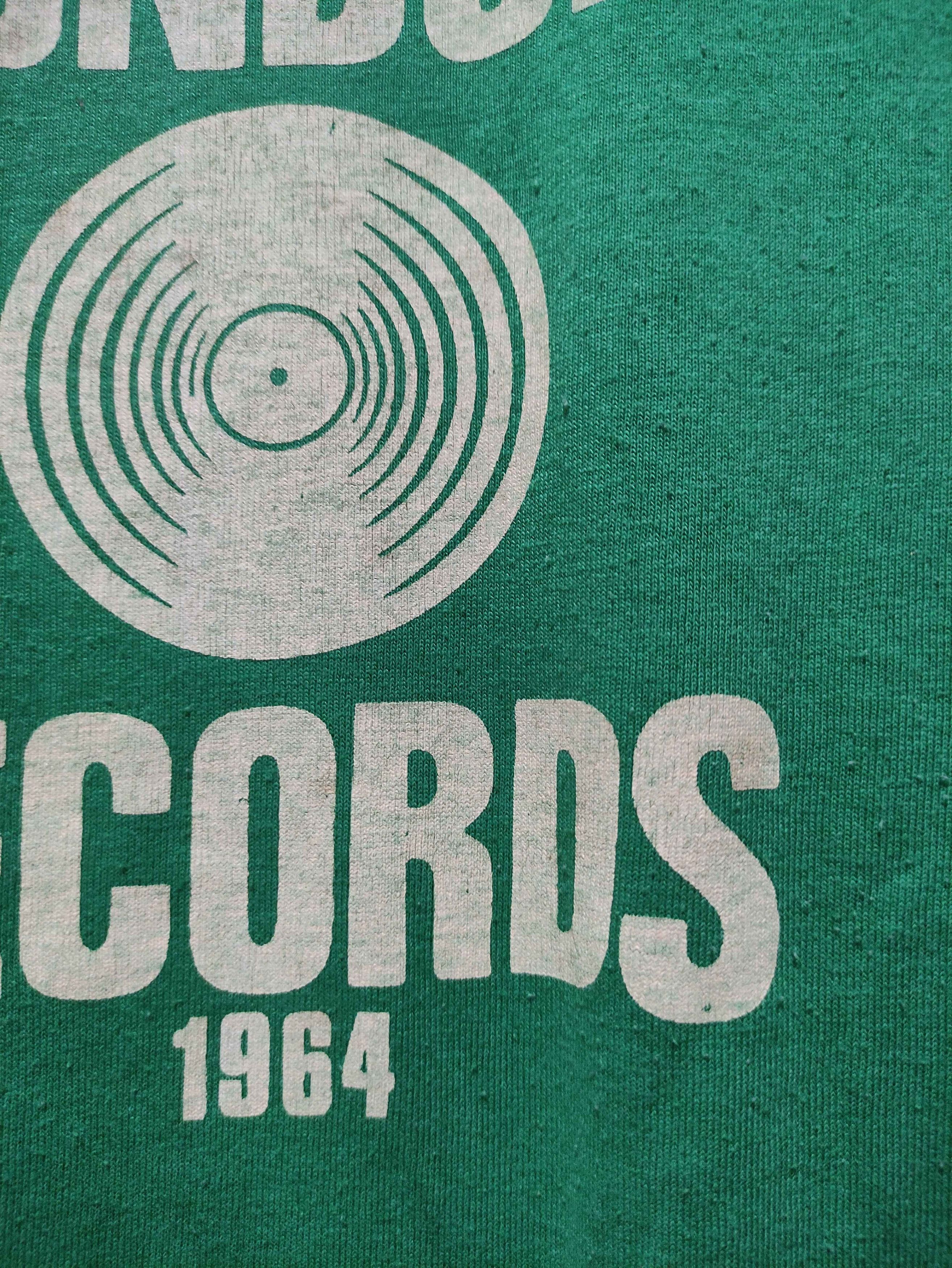 Band Tees Vintage London Records Shirt Size US S / EU 44-46 / 1 - 14 Thumbnail