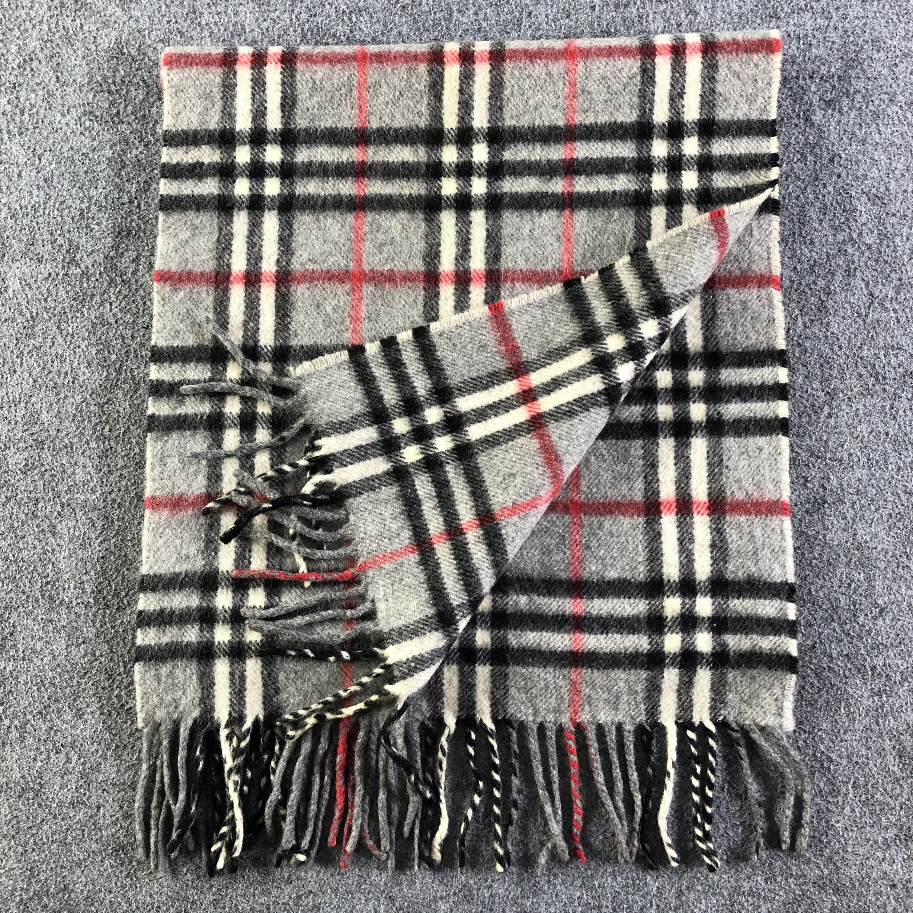 Burberry Burberrys Scarf / Muffler / Neckwear P641 Size ONE SIZE - 5 Thumbnail