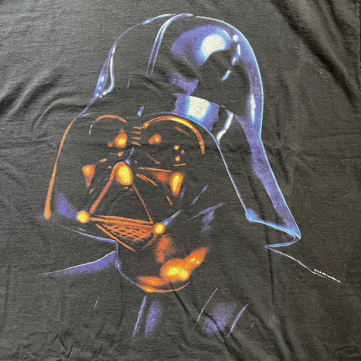 Vintage Vintage Distressed Star Wars Darth Vader Tshirt 1995 size L Size US L / EU 52-54 / 3 - 2 Thumbnail