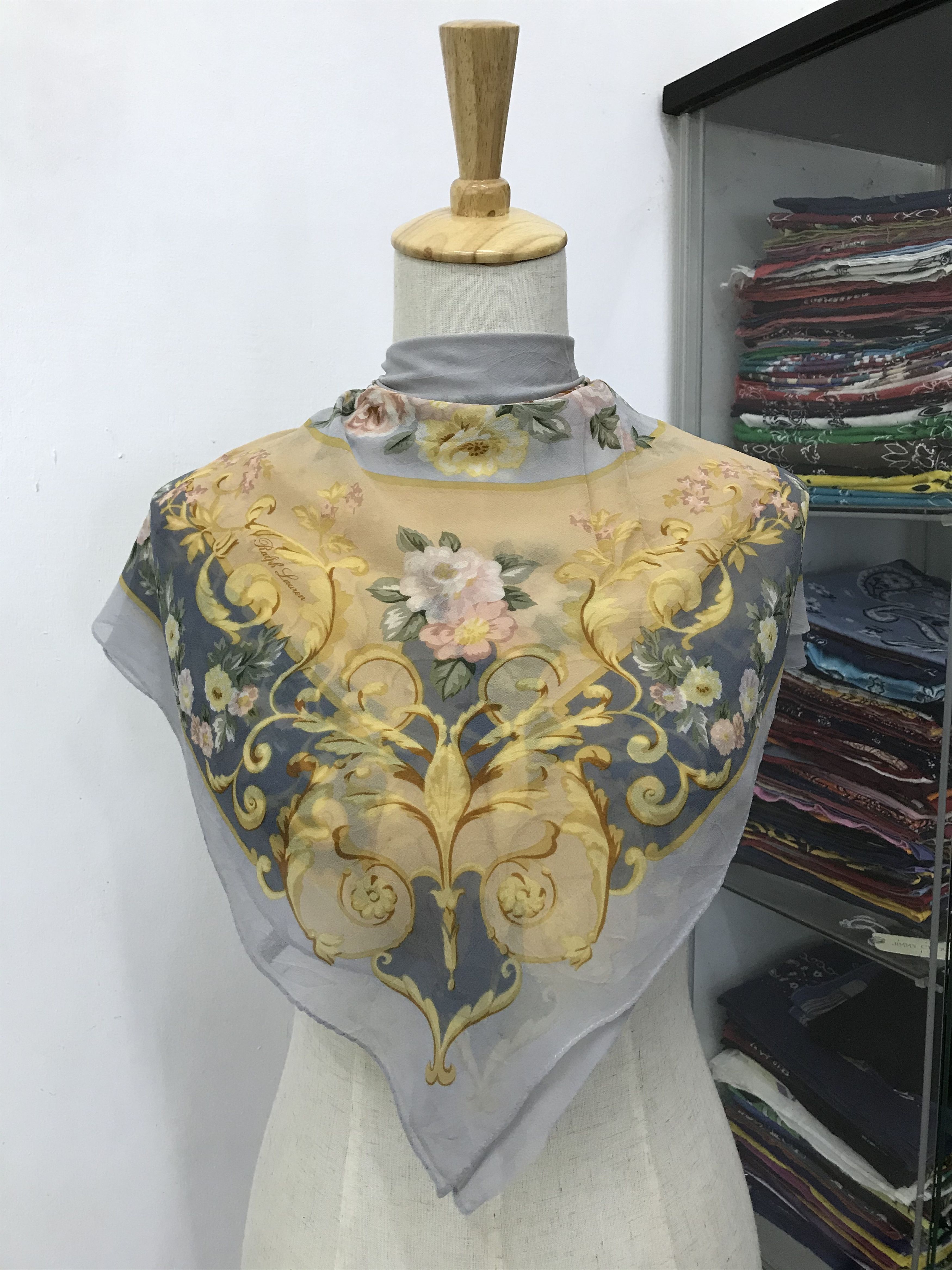 Ralph Lauren Vintage Ralph Lauren Silk Scarf Size ONE SIZE - 1 Thumbnail