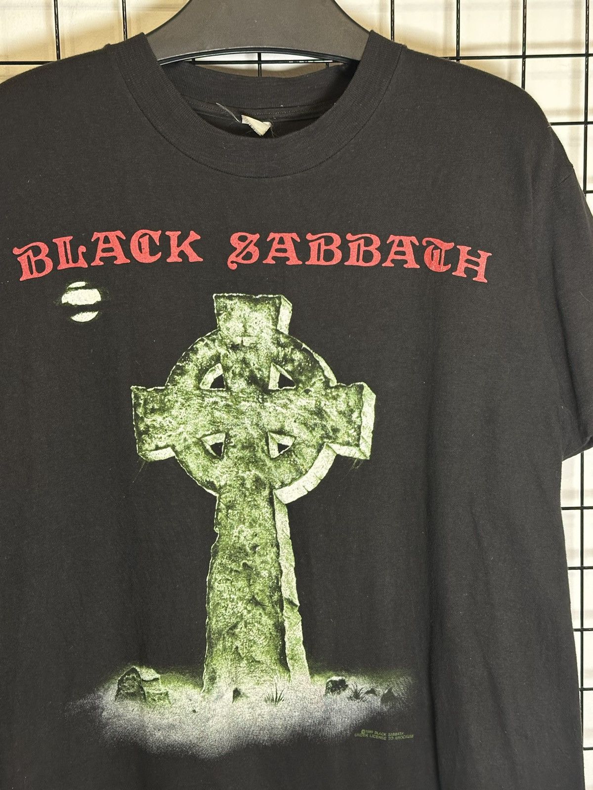 Black Sabbath vintage 1989 BLACK SABBATH headless cross Tee Size US L / EU 52-54 / 3 - 2 Thumbnail