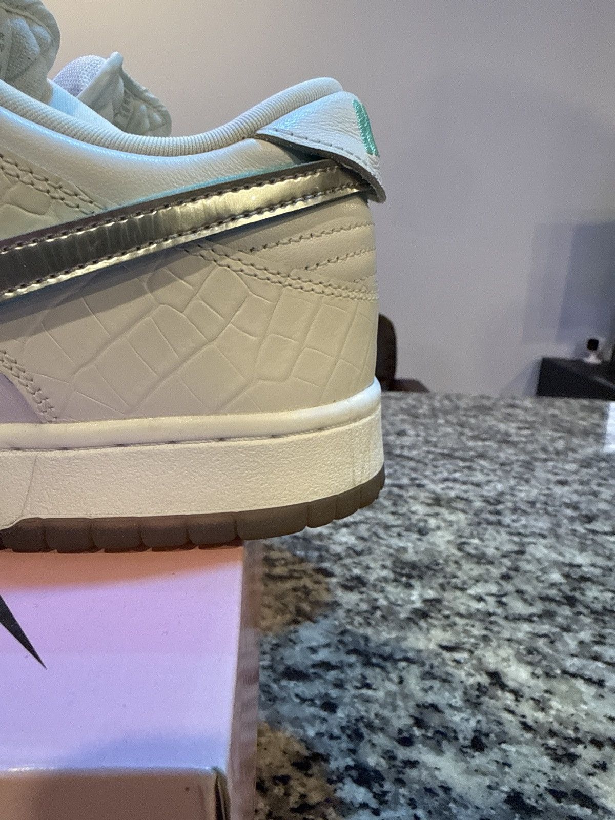 Diamond Supply Co. × Nike Diamond Supply Co. White Diamond SB’s Size US 9 / EU 42 - 7 Thumbnail