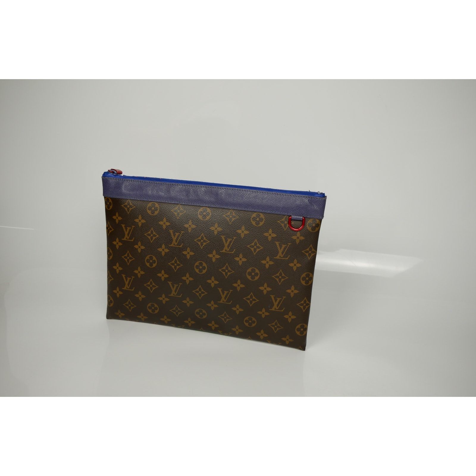 Louis Vuitton Limited Edition Monogram Pochette Apollo Clutch Size ONE SIZE - 4 Thumbnail