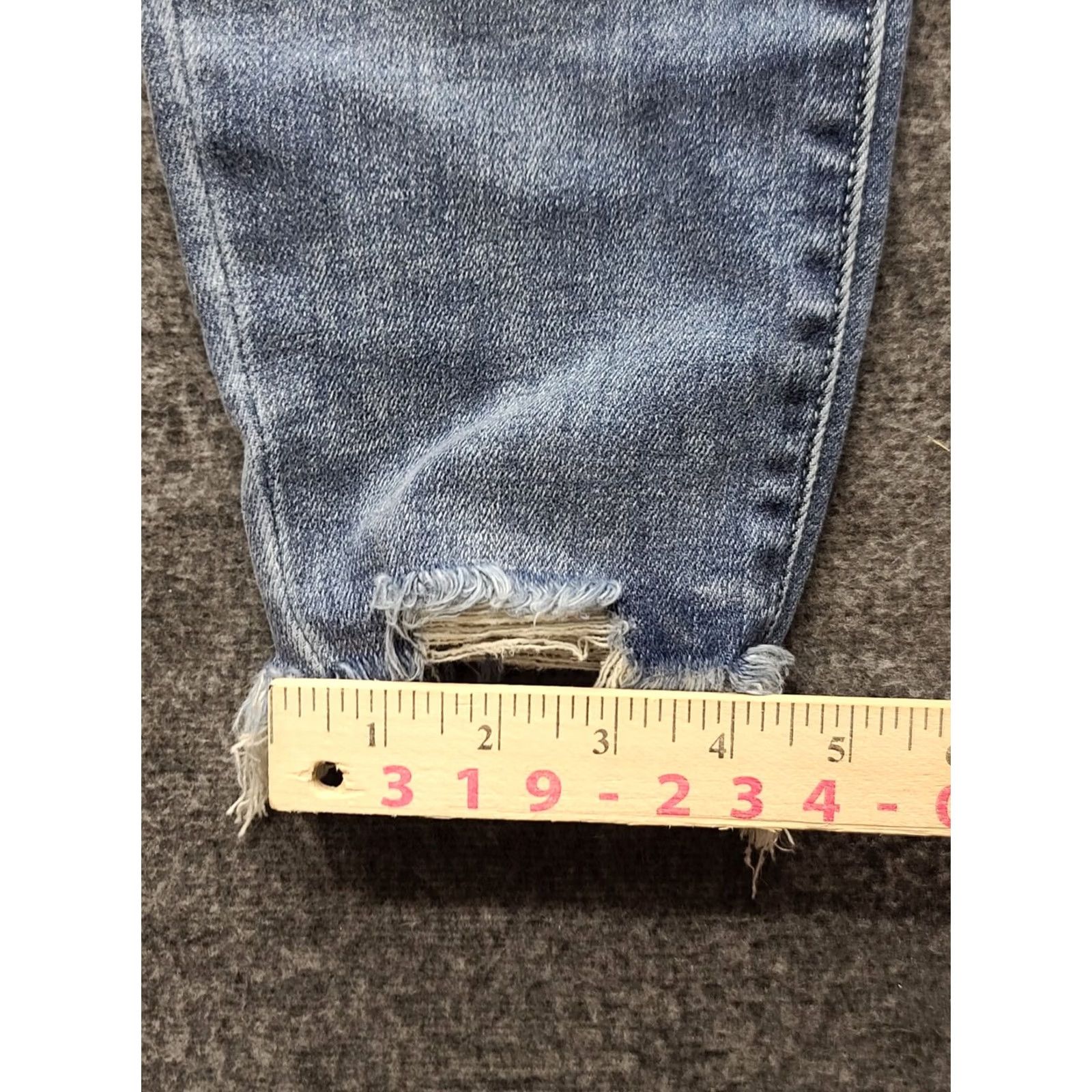 Vintage Judy Blue Jeans Womens 16W Skinny High Rise Medium Wash Distressed 32x27 Denim 5-Pocket Jeans B Blue Jeans Adjustable Waist? Size 38" / US 16 / IT 52 - 7 Thumbnail