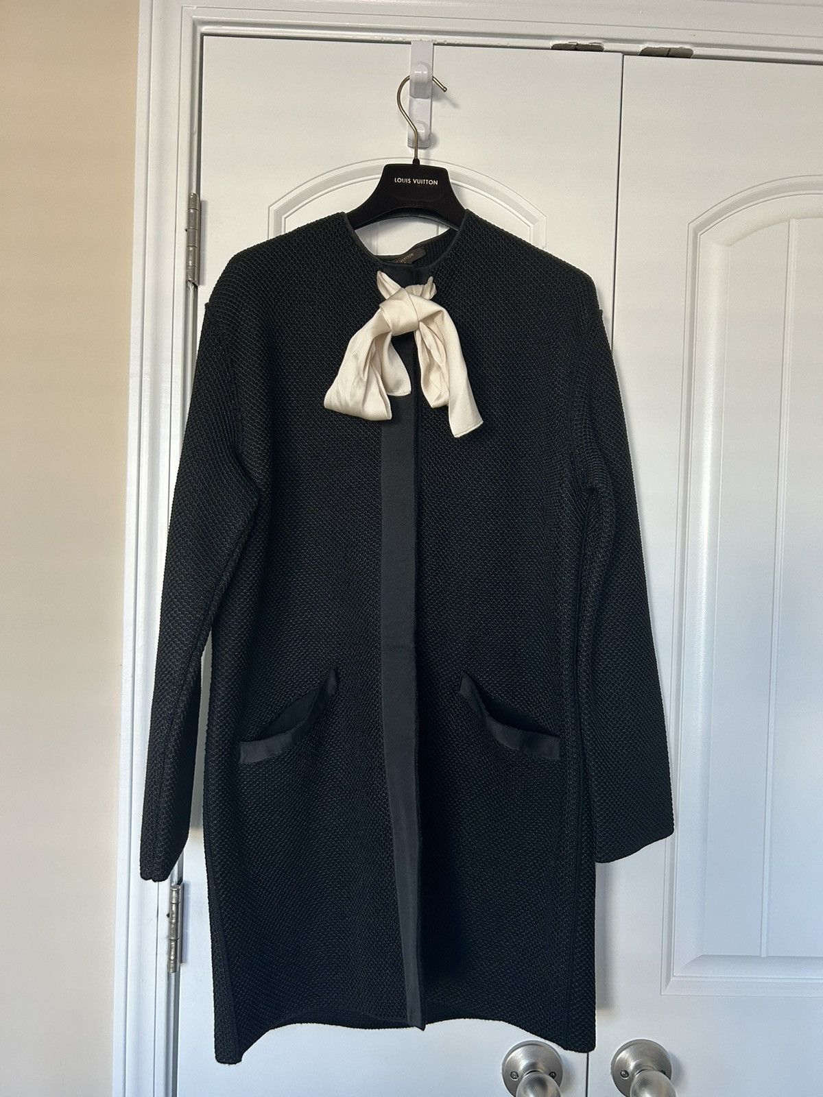 Louis Vuitton Vintage Louis Vuitton Knit Bow Jacket Size XS / US 0-2 / IT 36-38 - 2 Thumbnail