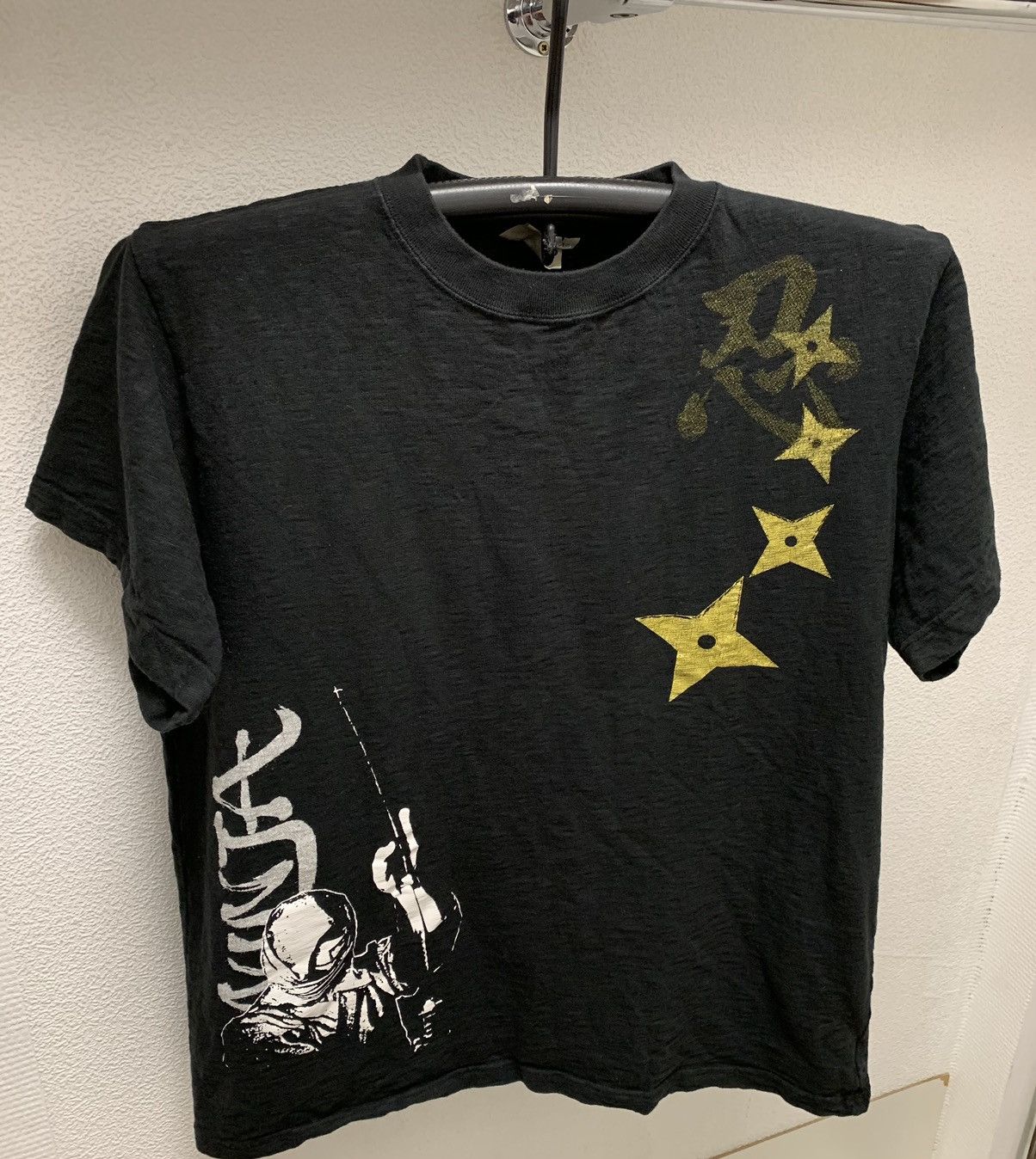 Band Tees Moshiro Japanese brand Japan ninja black t-shirt Xl do vinta Size US XL / EU 56 / 4 - 1 Thumbnail