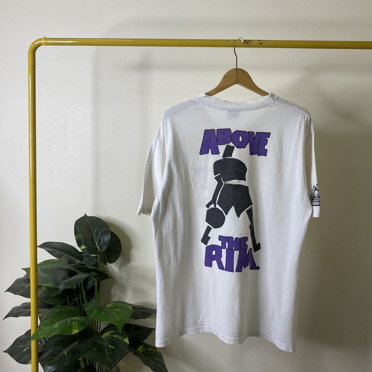 Above the Rim Vintage 1990s Above The Rim Hoopswear Reebok Distressed Tee Size US L / EU 52-54 / 3 - 1 Thumbnail