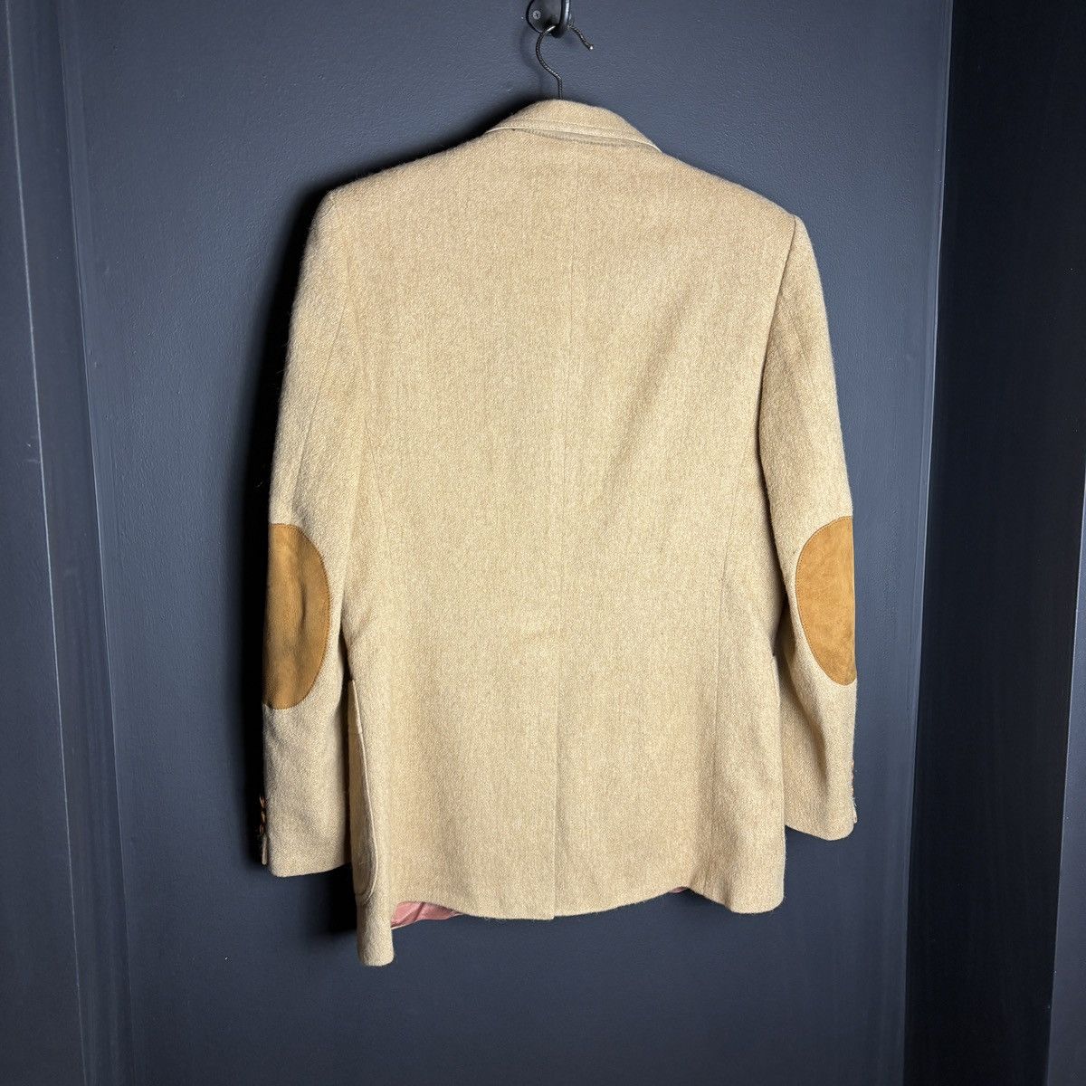 Camel × Vintage Vintage Camel Hair Blazer Suede Shoulder Patch Size 40R - 3 Thumbnail