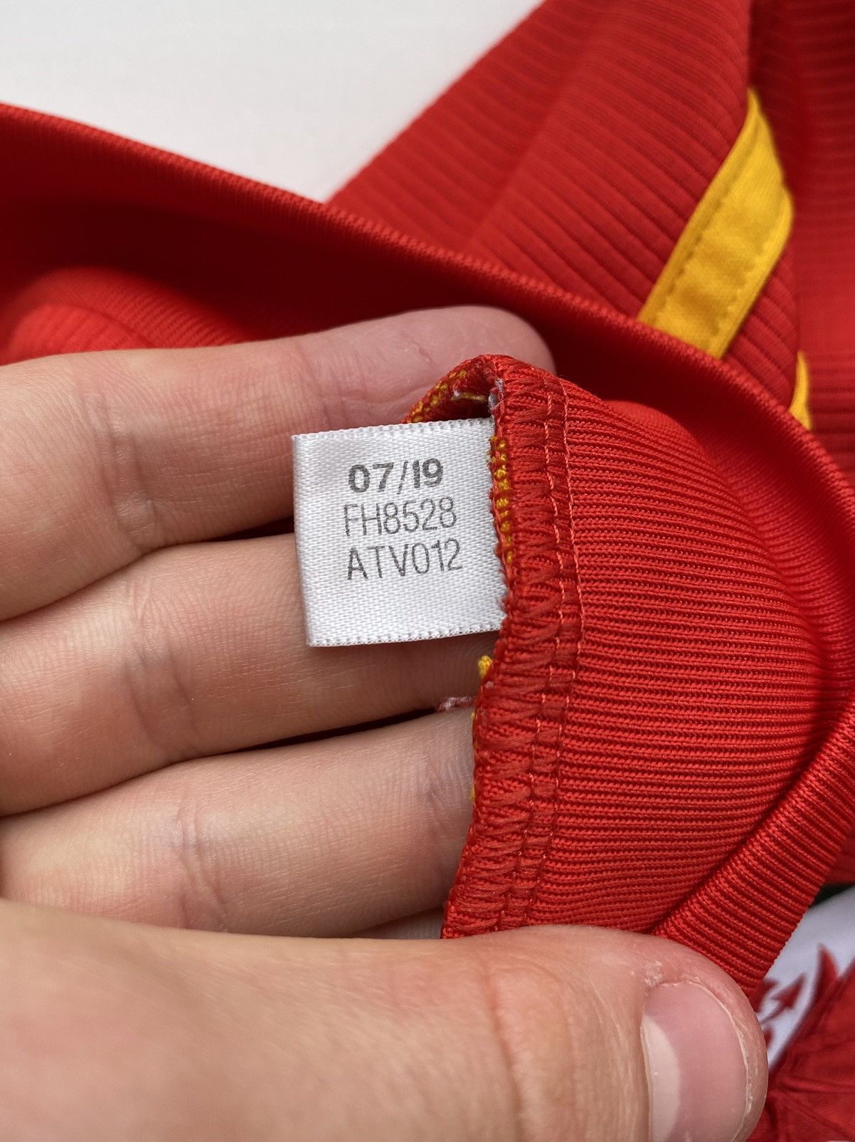 Other Wales Adidas Red Football Jersey Size S Excellent Size US S / EU 44-46 / 1 - 6 Thumbnail