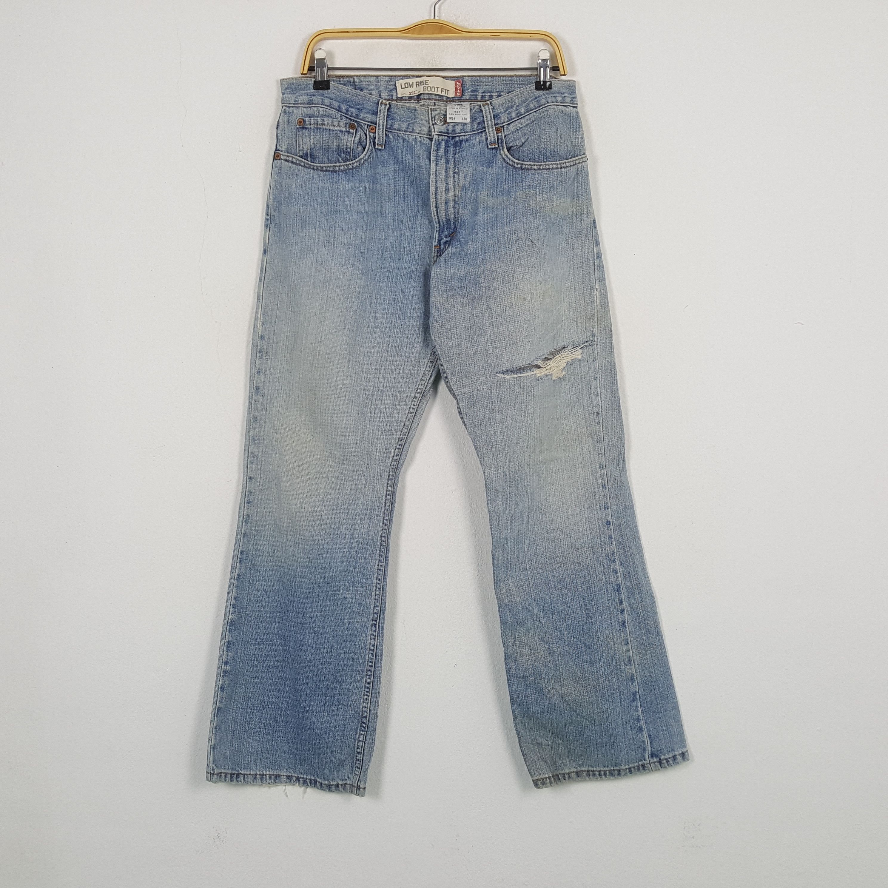 Vintage LEVI'S Kurt Cobain Distressed Style Denim Jeans