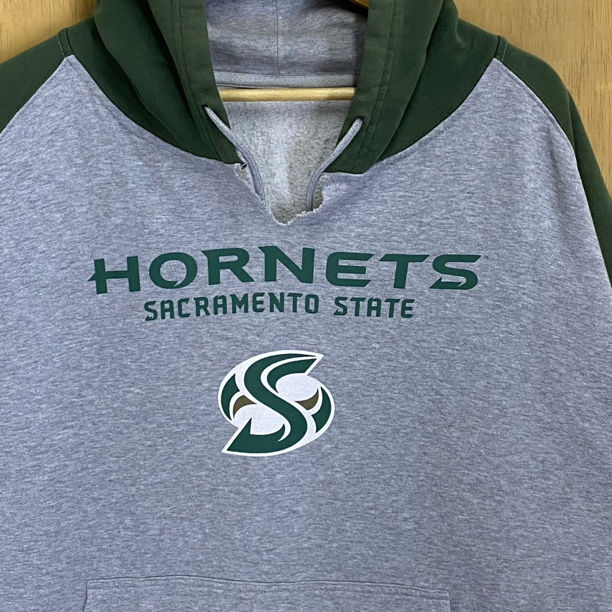 NFL The Sacramento State Hornets Football Pullover Hoodie Baggy Size US XL / EU 56 / 4 - 8 Thumbnail
