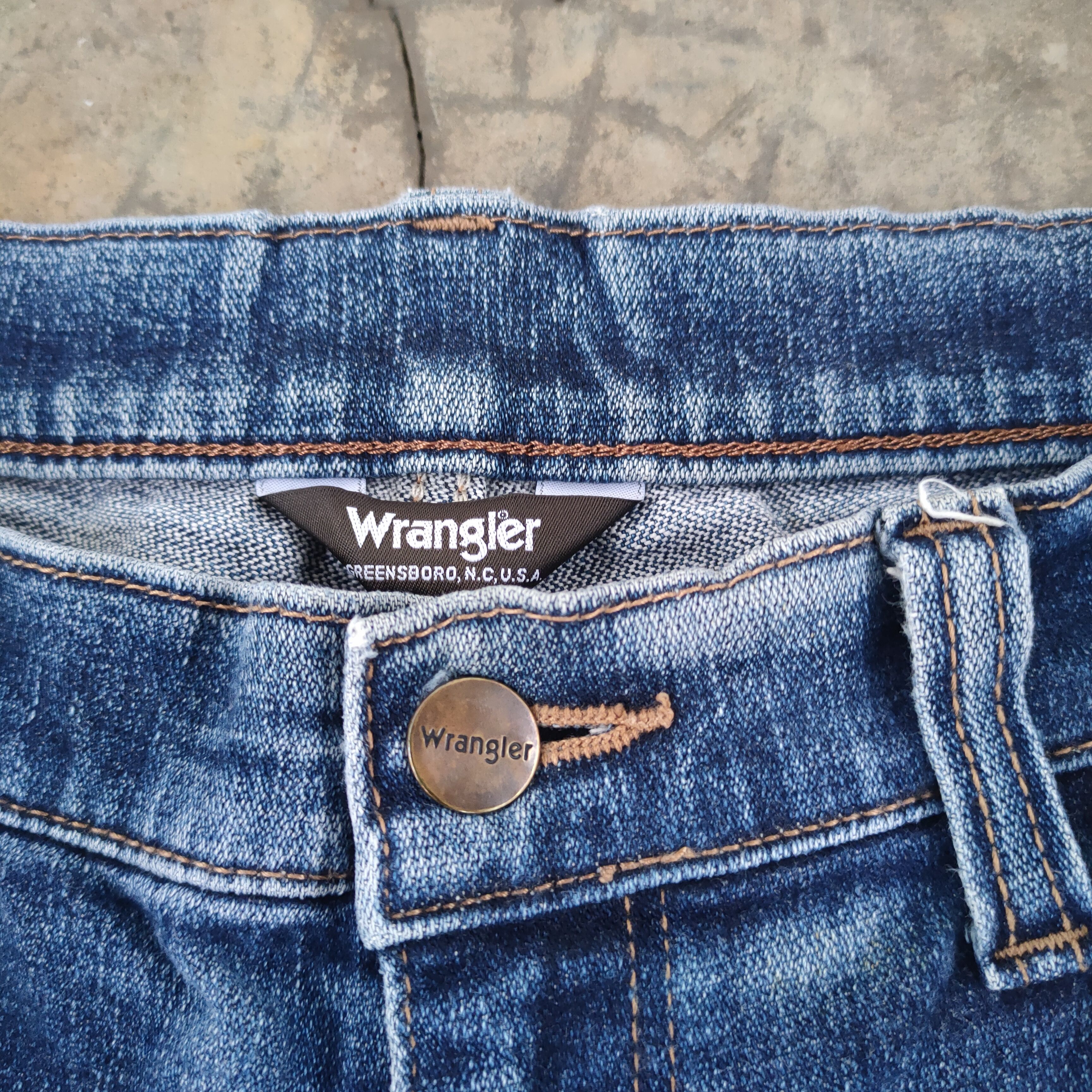 Wrangler W33 VINTAGE WRANGLER FADED DISTRESSED JEANS DENIM PANTS Size US 33 - 5 Thumbnail
