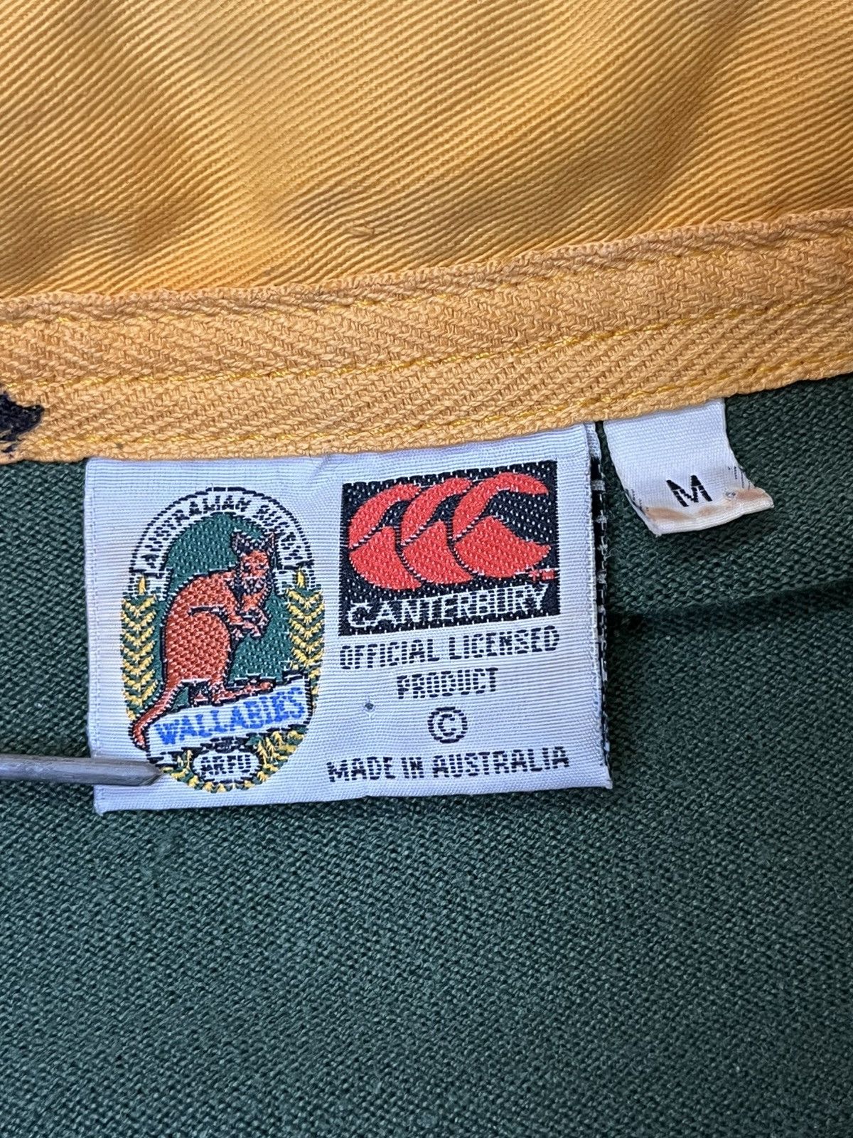 The Australian Outback Collection VINTAGE 90s AUSTRALIA WALLABIES 93/94 TRAINING RUGBY JERSEY Size US M / EU 48-50 / 2 - 11 Thumbnail