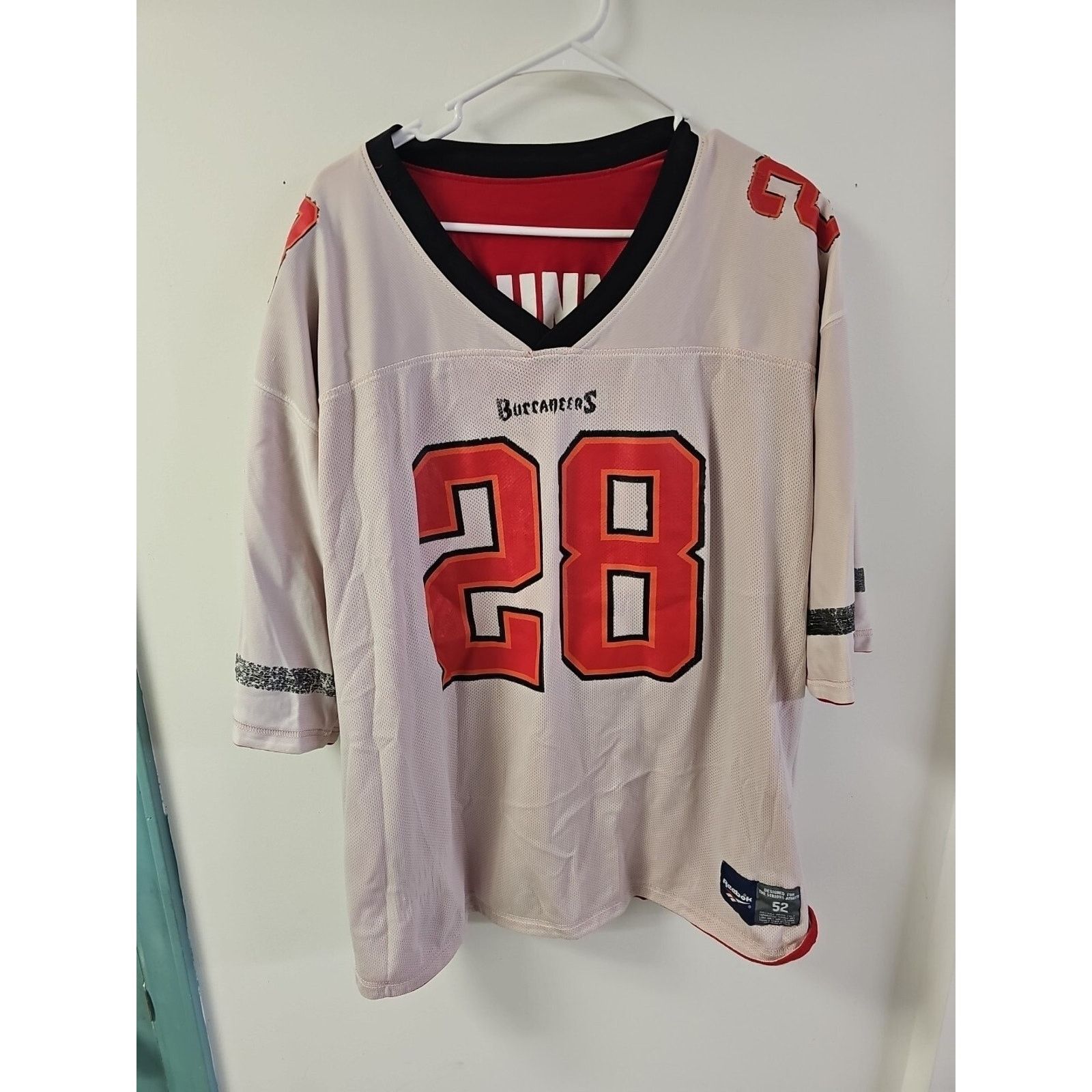 Reebok Warrick Dunn Tampa Bay Buccaneers Reversible Jersey Size 52 Size US XXL / EU 58 / 5 - 9 Thumbnail