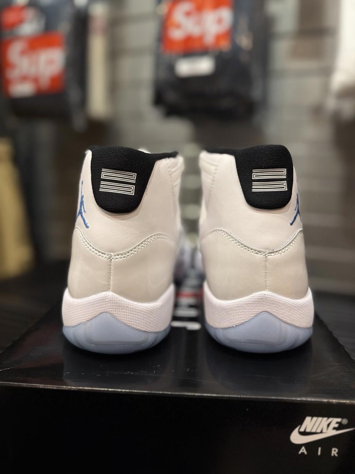 Jordan Brand Size 11 - Men Air Jordan 11 Retro 2024 Legend Blue Columbia Size US 11 / EU 44 - 4 Thumbnail