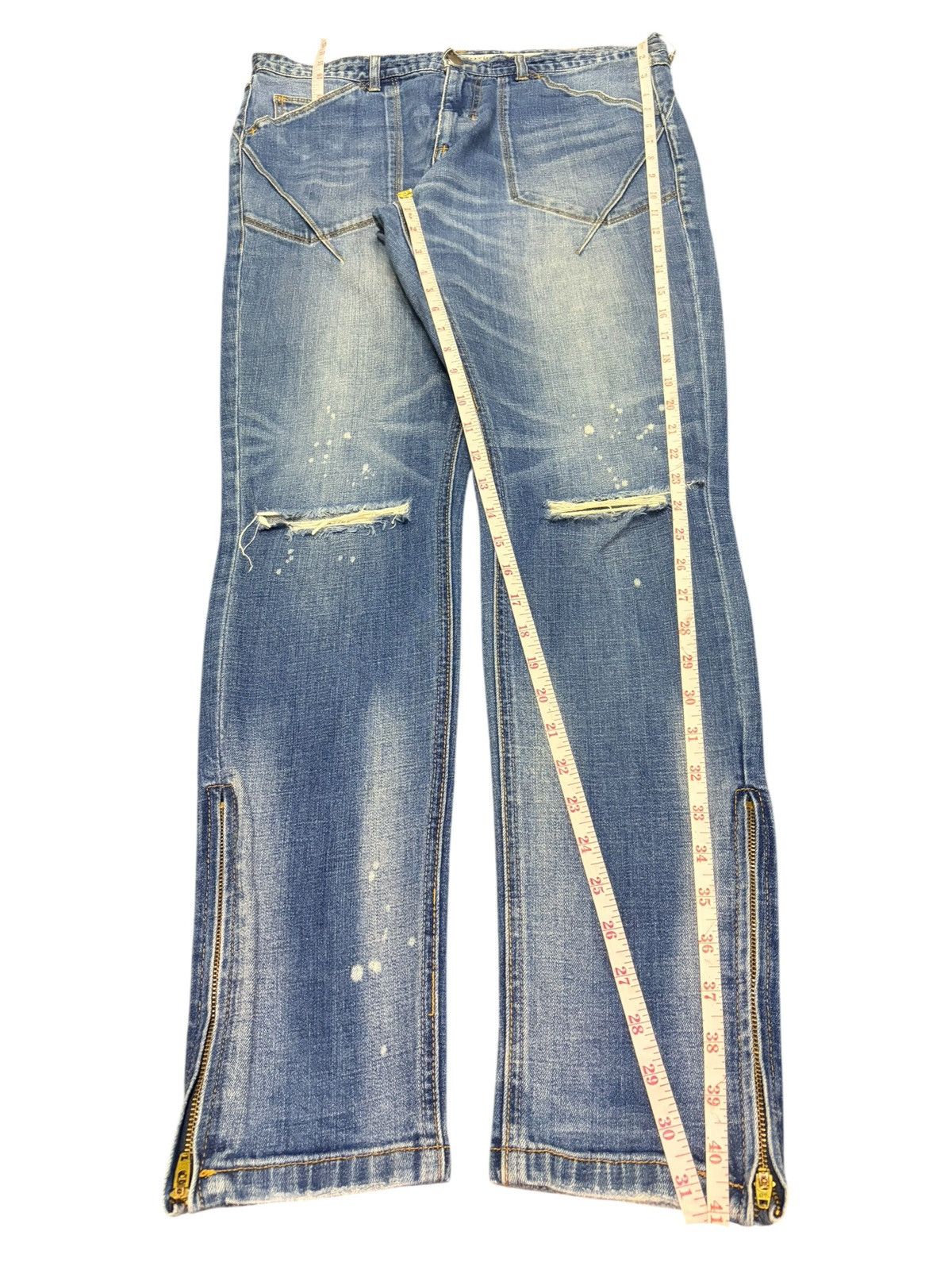 Number (N)ine Vintage Number Nine Faded Wash Distressed Jeans Size US 33 - 9 Thumbnail