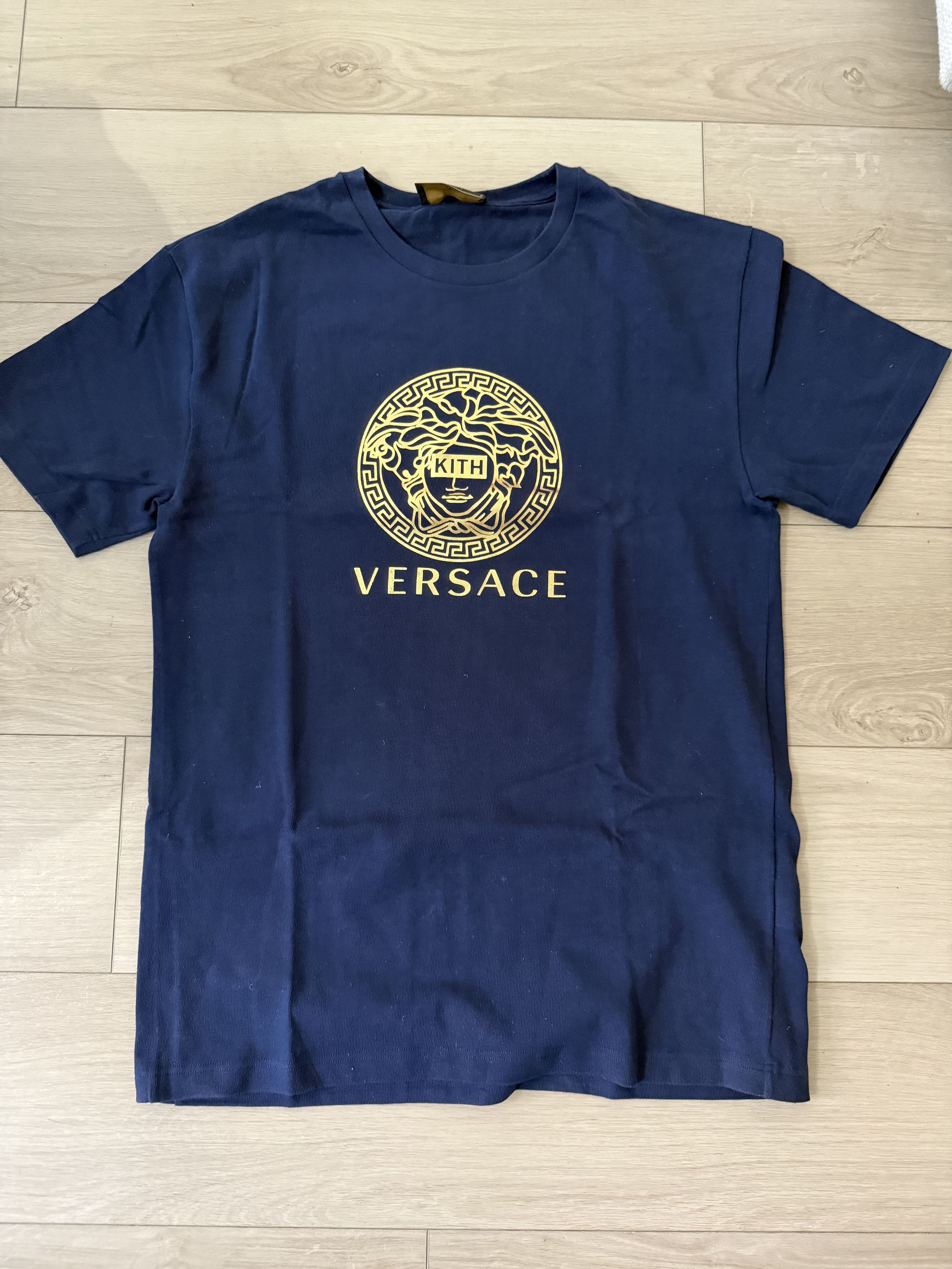 Kith × Versace Kith x Versace Navy Blue & Gold Medusa Tee Size US S / EU 44-46 / 1 - 2 Thumbnail
