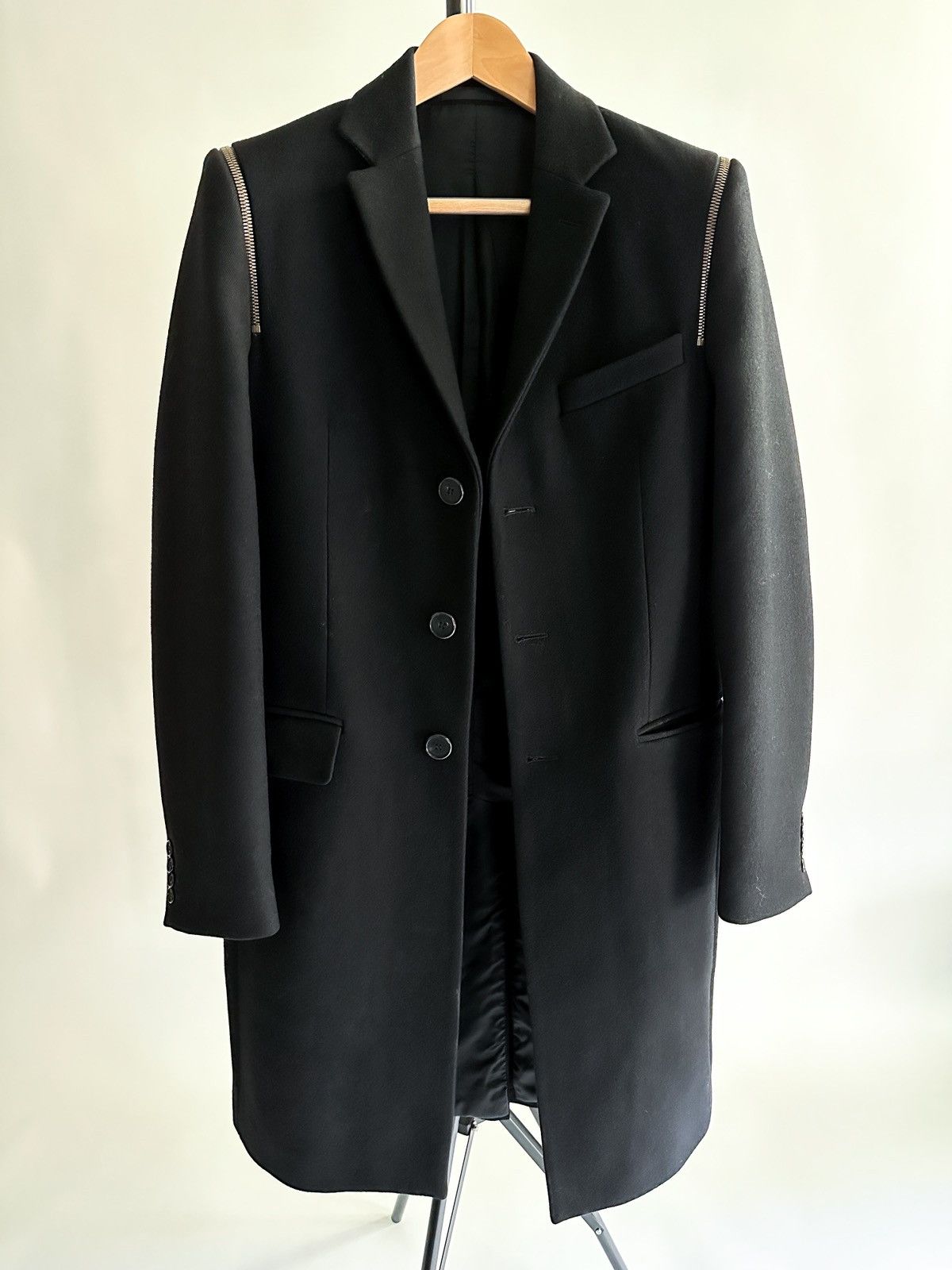 Givenchy Givenchy Zipped Shoulder Wool Coat Size US M / EU 48-50 / 2 - 1 Thumbnail