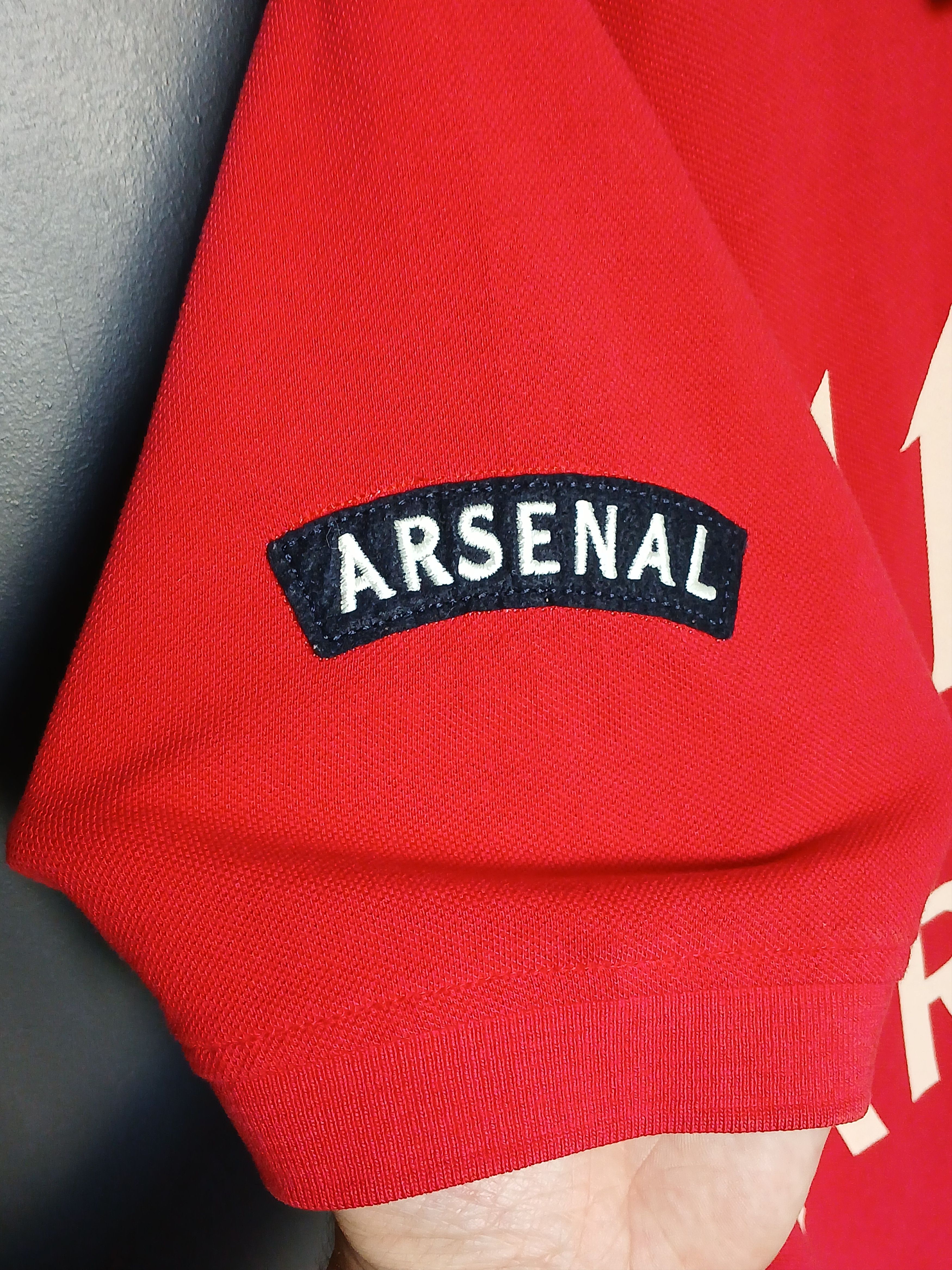 Other Arsenal Young Football Jersey T-Shirt Size US L / EU 52-54 / 3 - 5 Thumbnail