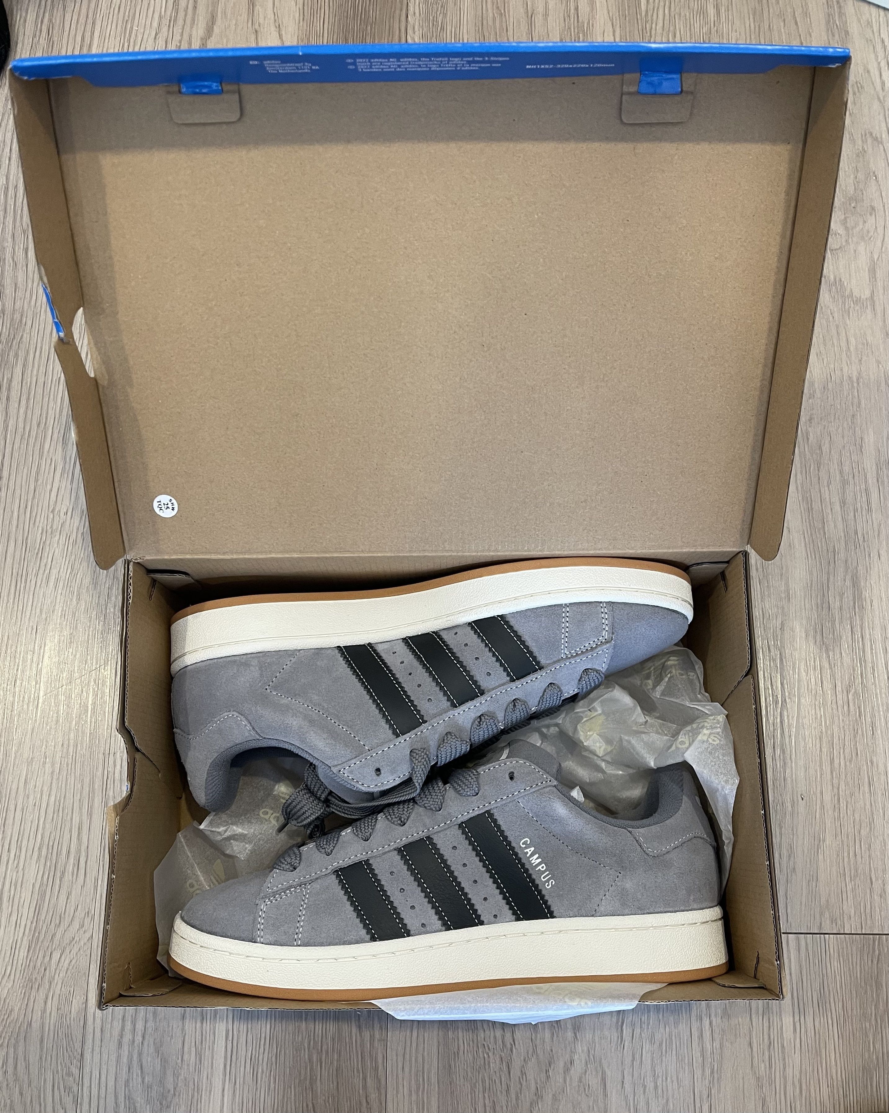 Adidas Campus 00s Size US 10 / EU 43 - 16 Thumbnail