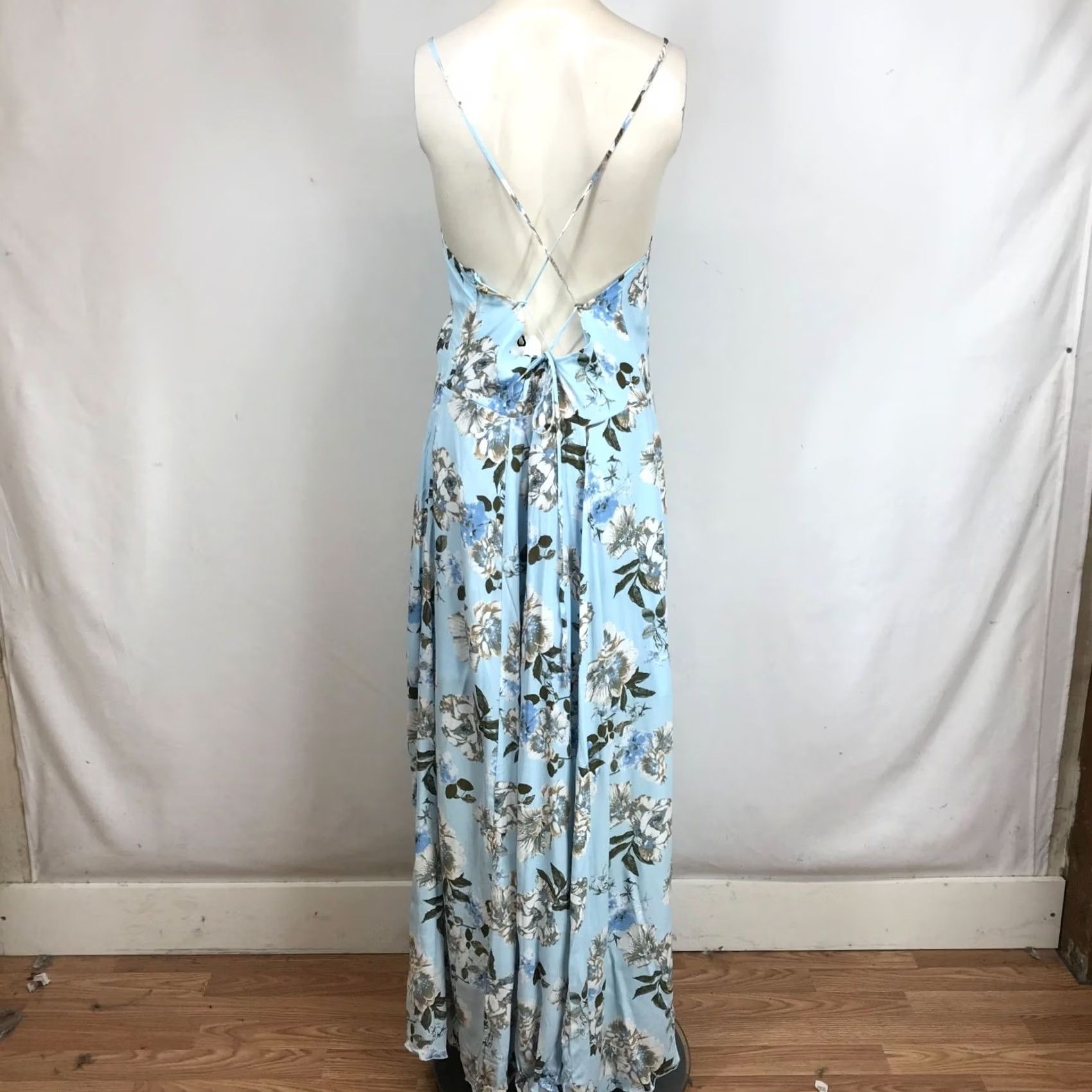 Vintage VINTAGE LEITH Women's XXL BLUE FLORAL SPAGHETTI STRAP 100% RAYON MAXI DRESS Size XXL / US 16-18 / IT 52-54 - 5 Thumbnail