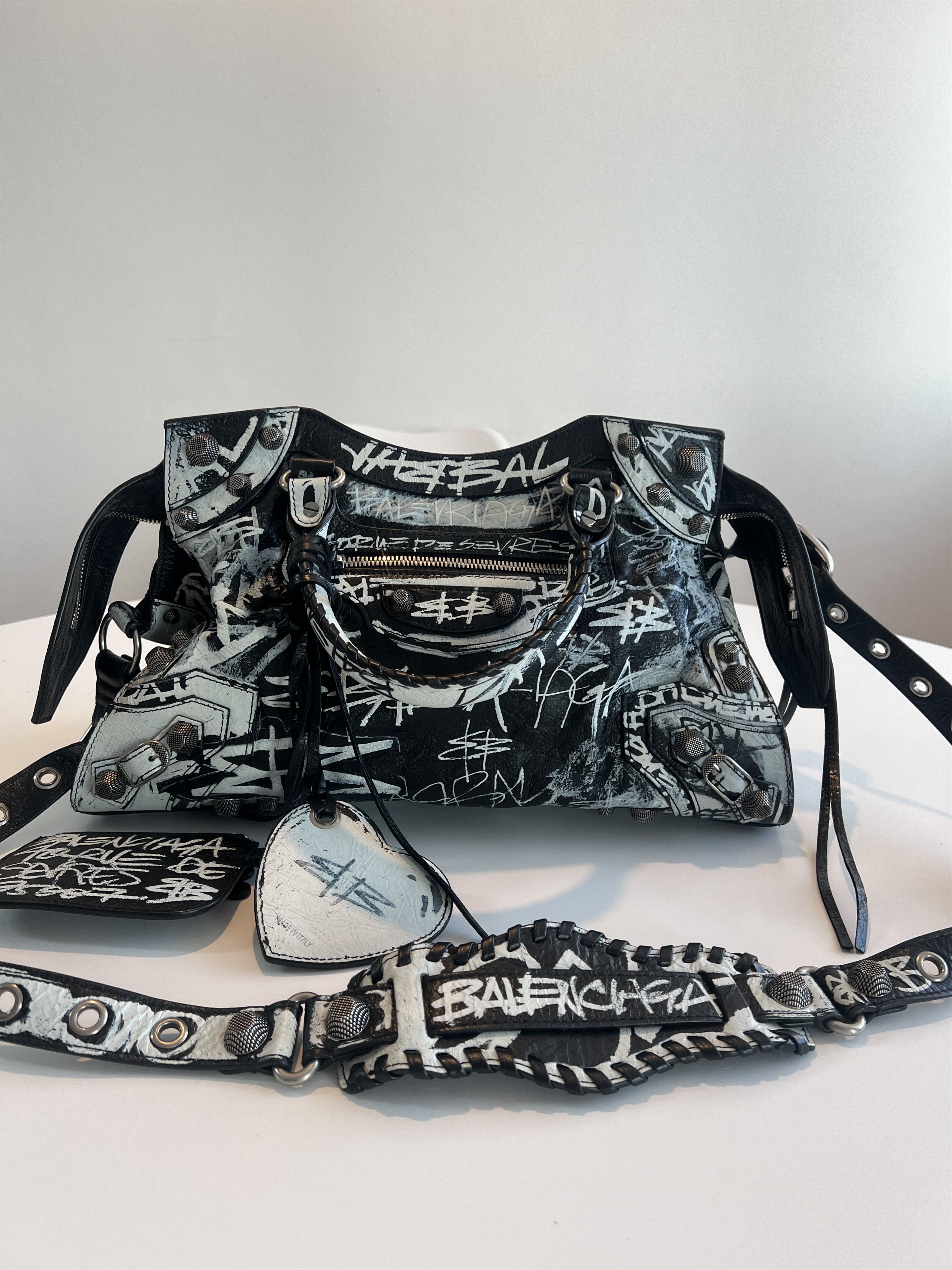 Balenciaga Neo Cagole City leather crossbody bag Size ONE SIZE - 15 Thumbnail