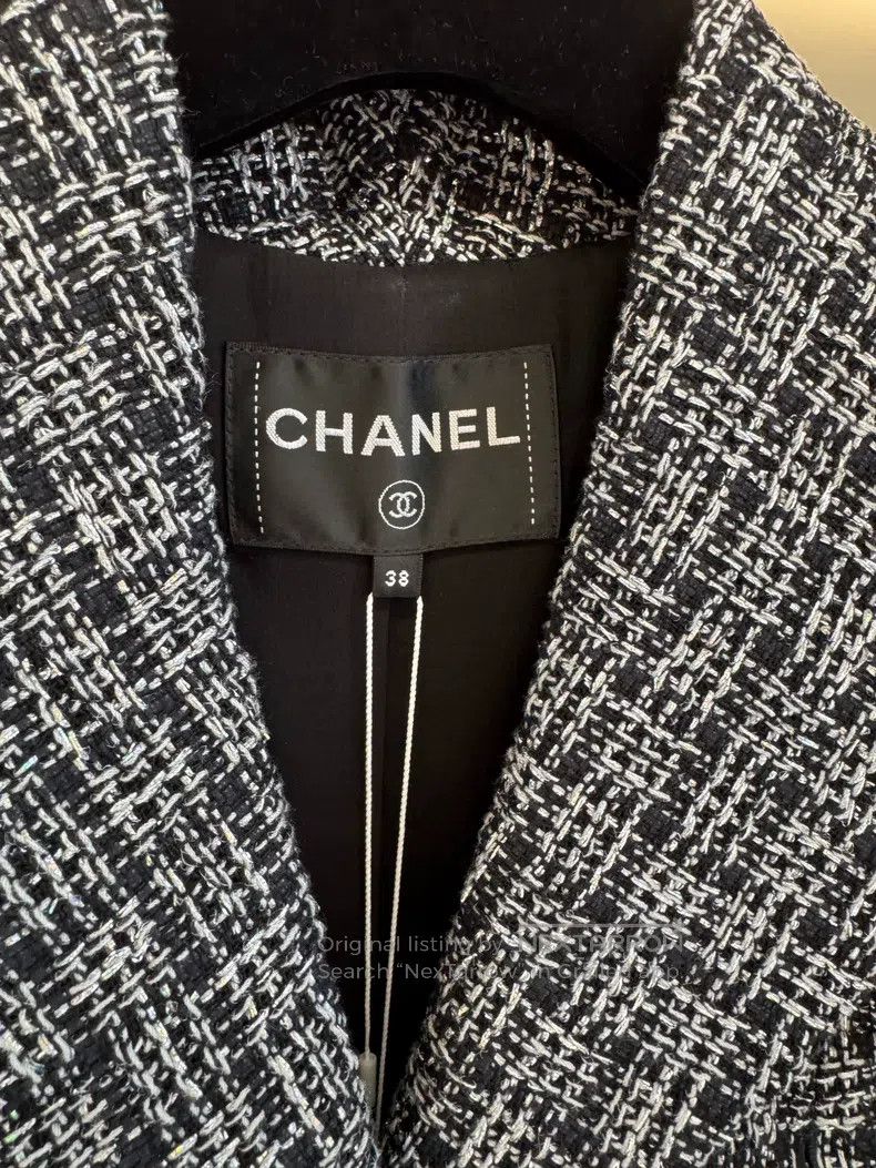 Chanel Chanel Black and silver woven black pearl tweed coat Size XS / US 0-2 / IT 36-38 - 2 Thumbnail