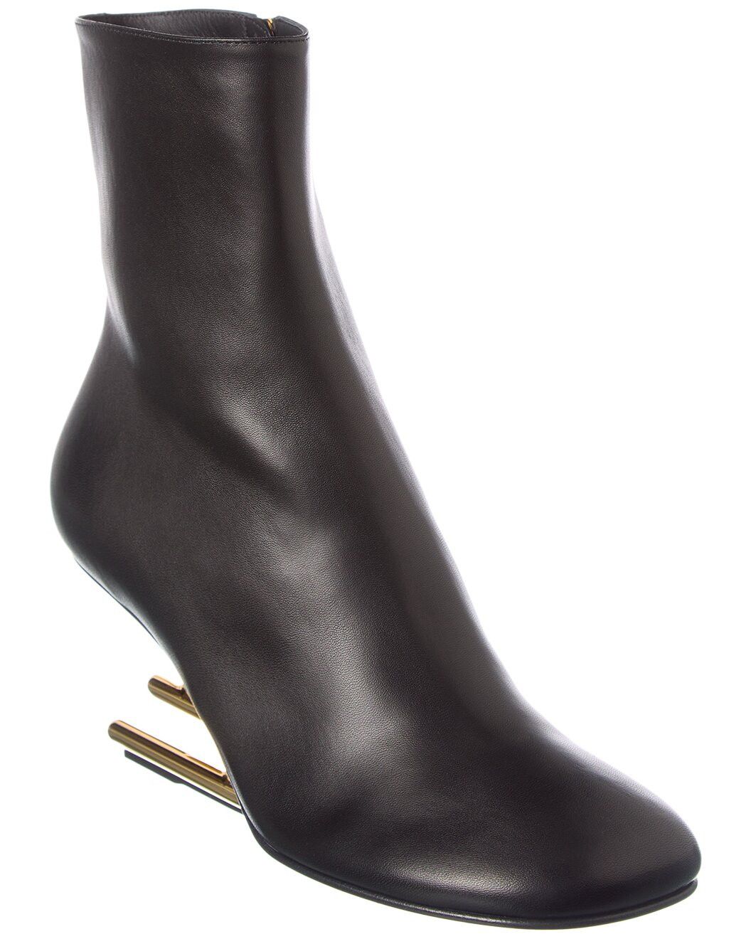 o1glo1t0923 Boot in Black