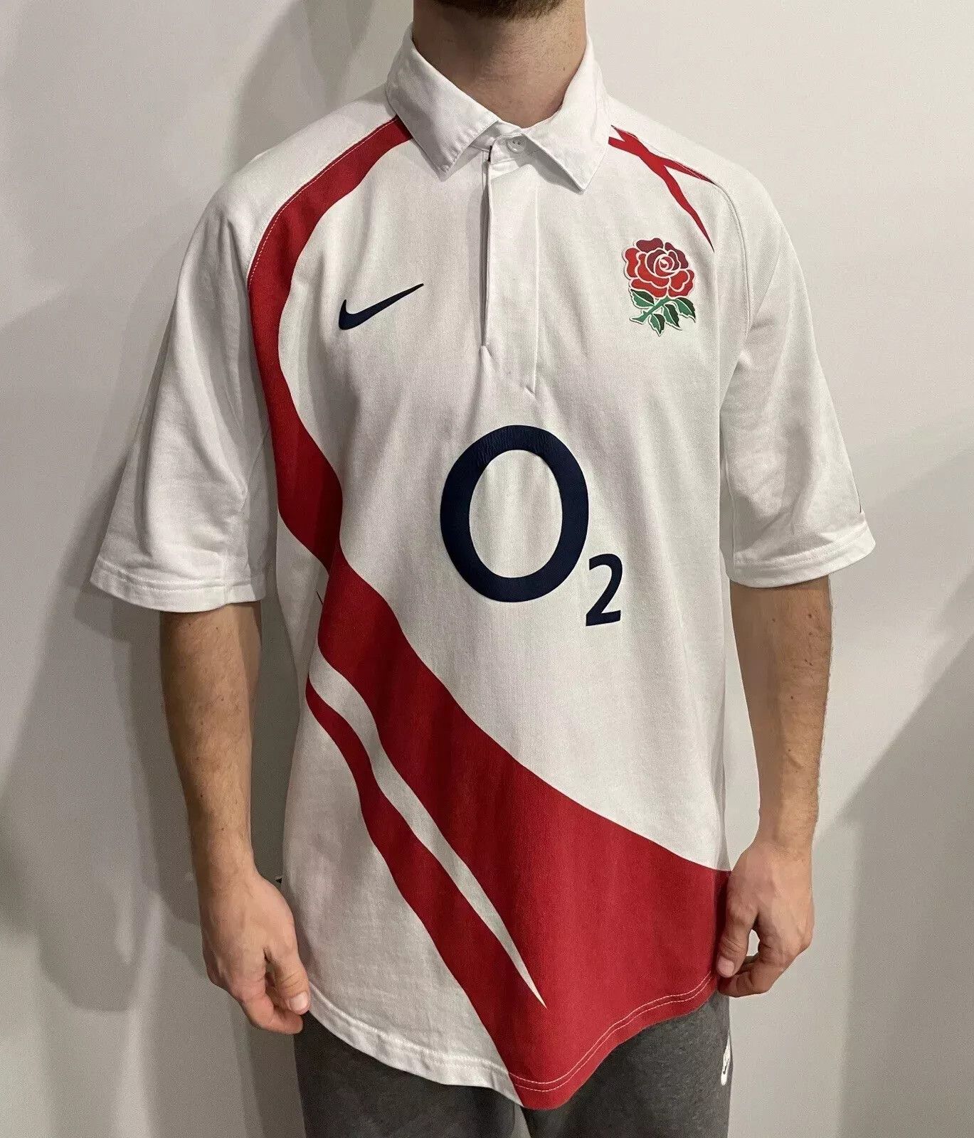 Nike VINTAGE NATIONAL ENGLAND 2000s HOME JERSEY SHIRT RUGBY NIKE Size US XL / EU 56 / 4 - 1 Thumbnail