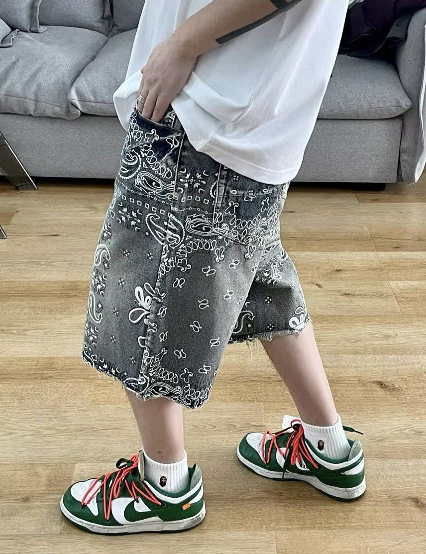 Japanese Brand × Vintage Streetwear Print Raw Edge Cargo Hip Hop Shorts Size US 34 / EU 50 - 4 Thumbnail