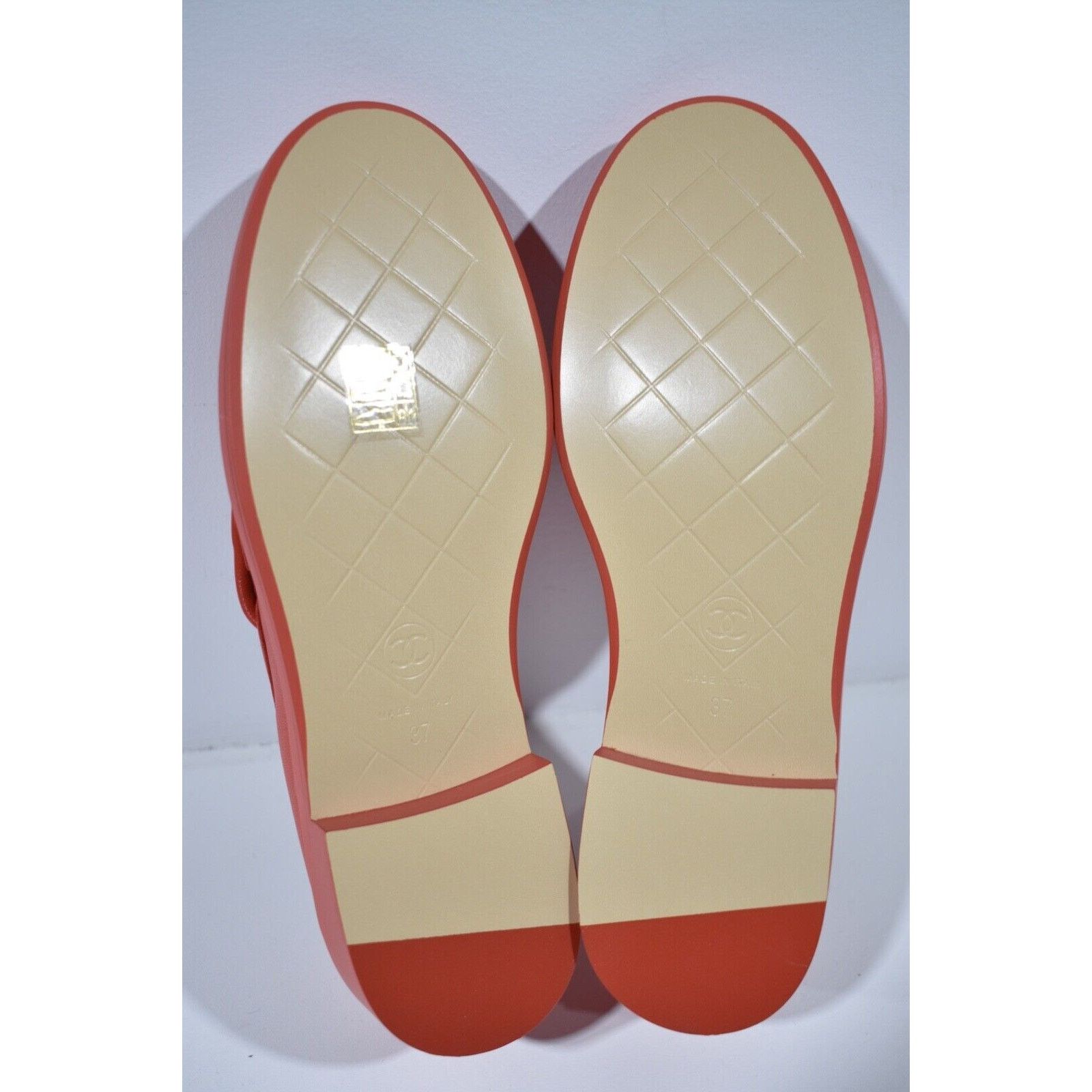 Chanel Chanel Flap Turnlock CC Logo Mule Slip On Flat Loafer 37 Size US 7 / IT 37 - 12 Thumbnail