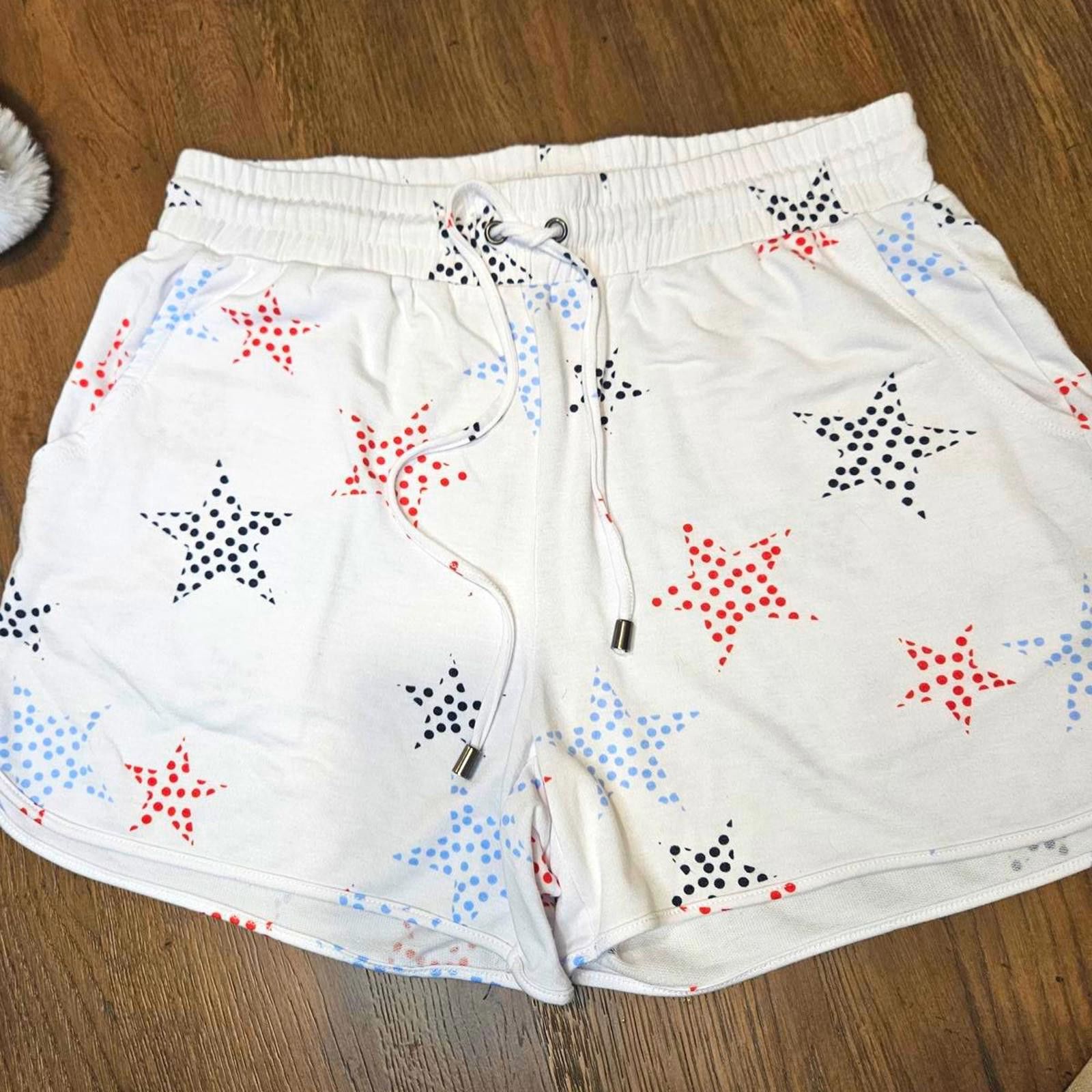 Designer Crown & Ivy Star Pattern Stretch Shorts - Size M Size 32" / US 10 / IT 46 - 1 Thumbnail
