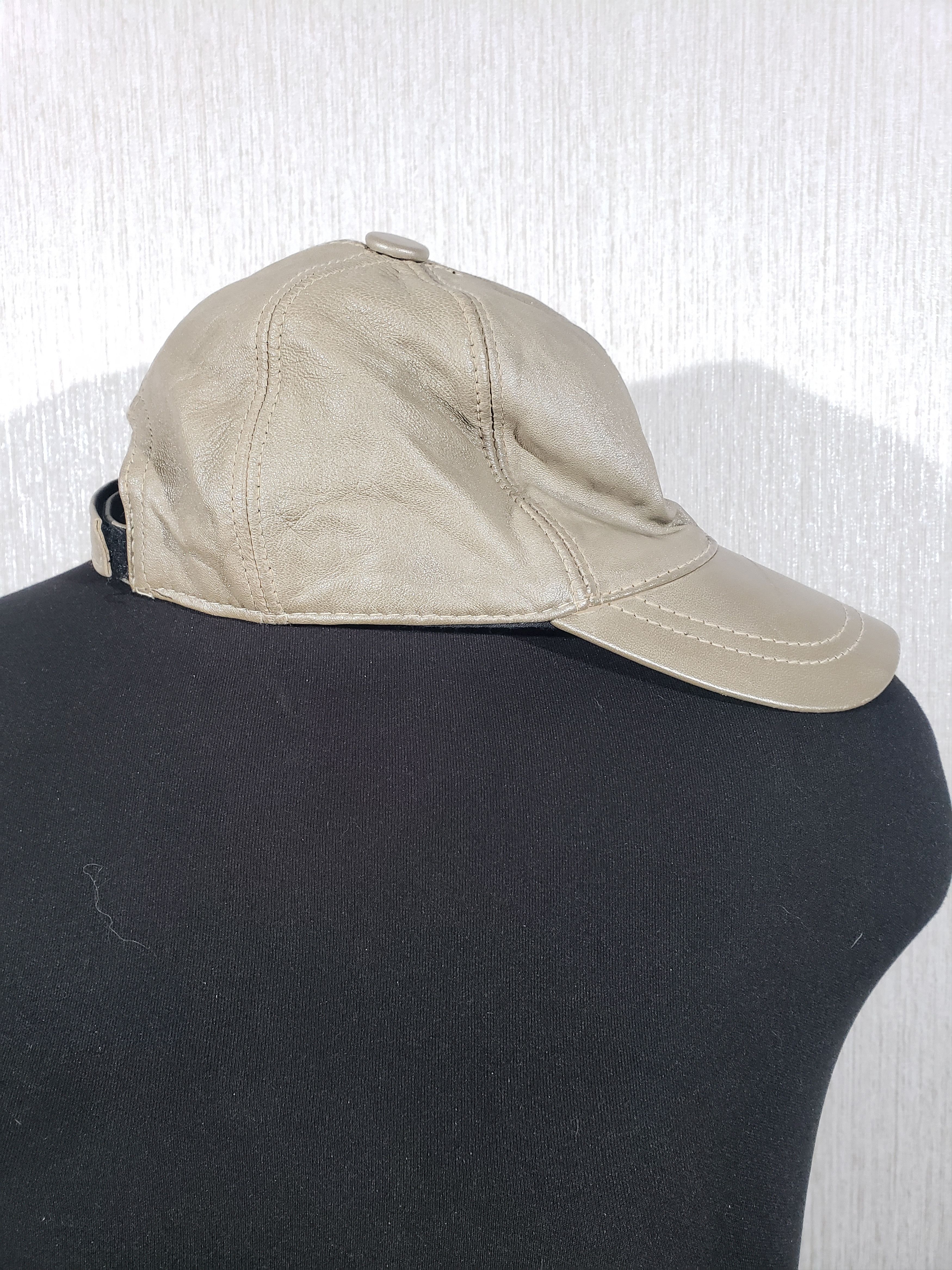 Designer × Genuine Leather Leather baseball cap. Size ONE SIZE - 2 Thumbnail